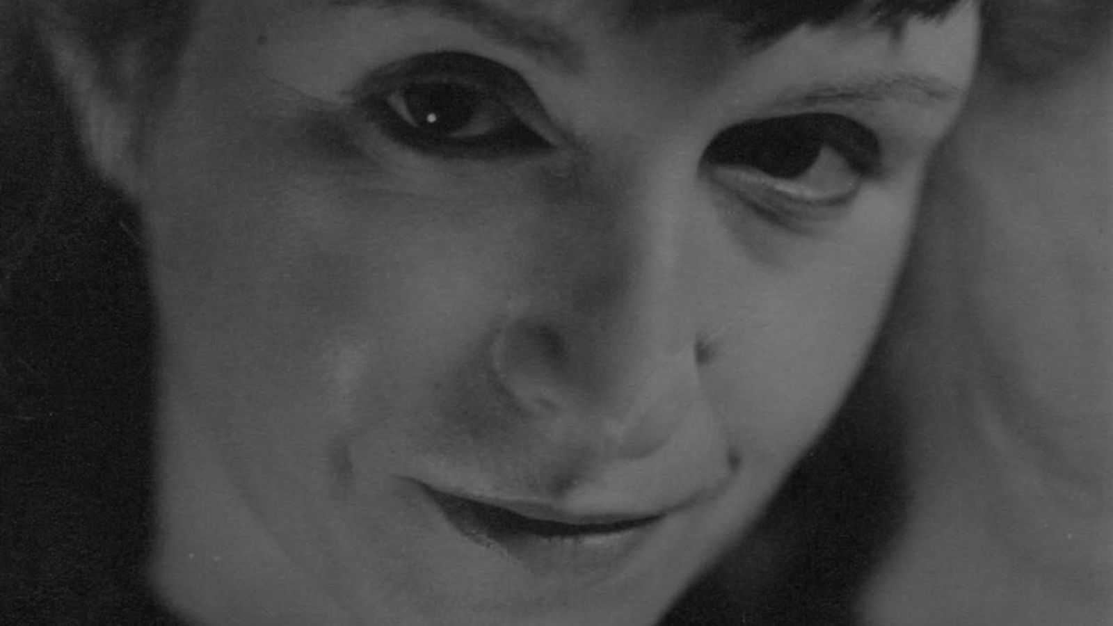 11.04.2024 | "Pintar per davant de tot", La Nau reivindica la figura de l’artista valenciana Manuela Ballester