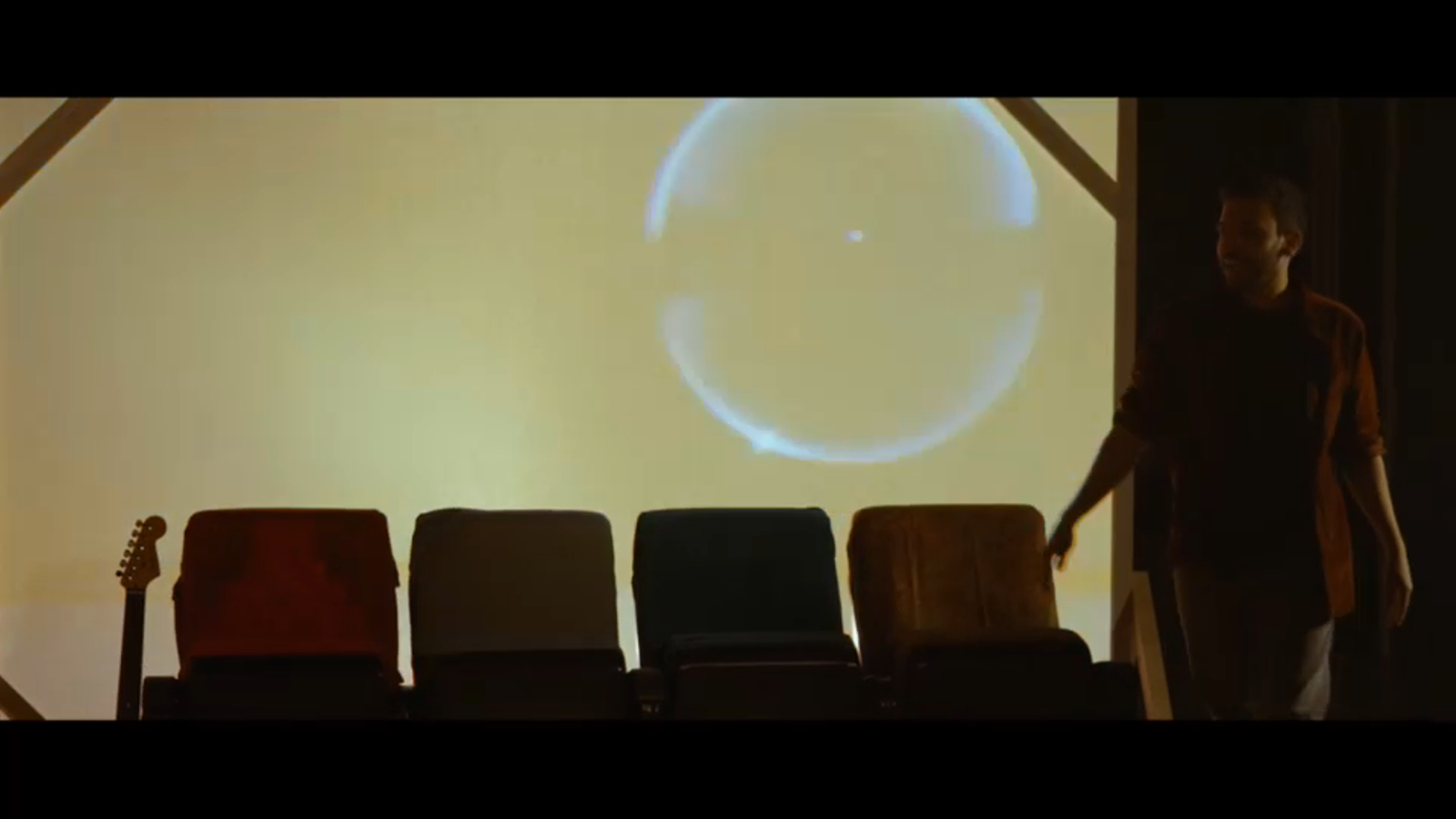 Un moment del videoclip