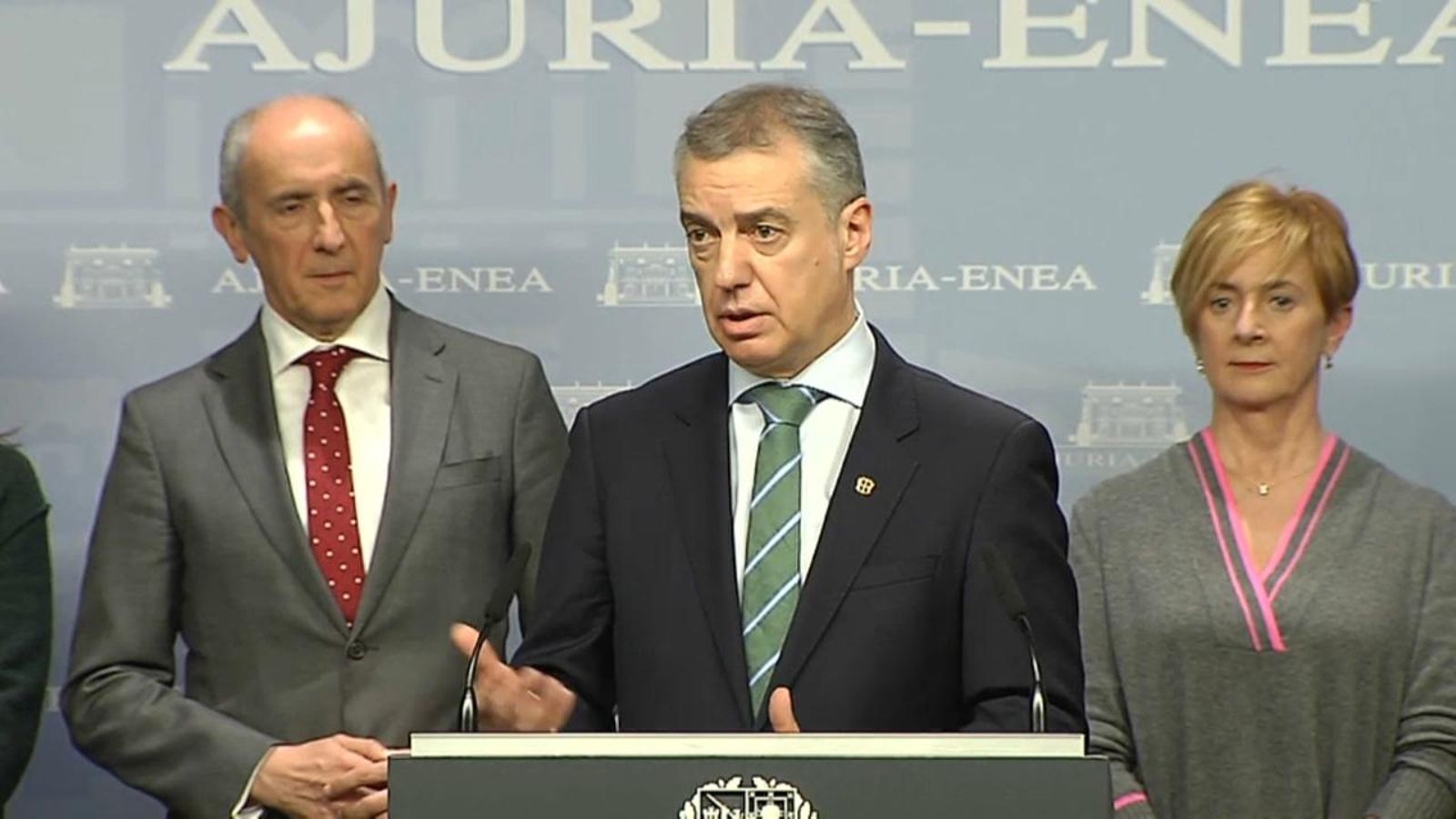 Els militants del PNB i del PSE ratifiquen aquest dilluns l'acord per a repetir un govern basc de coalició