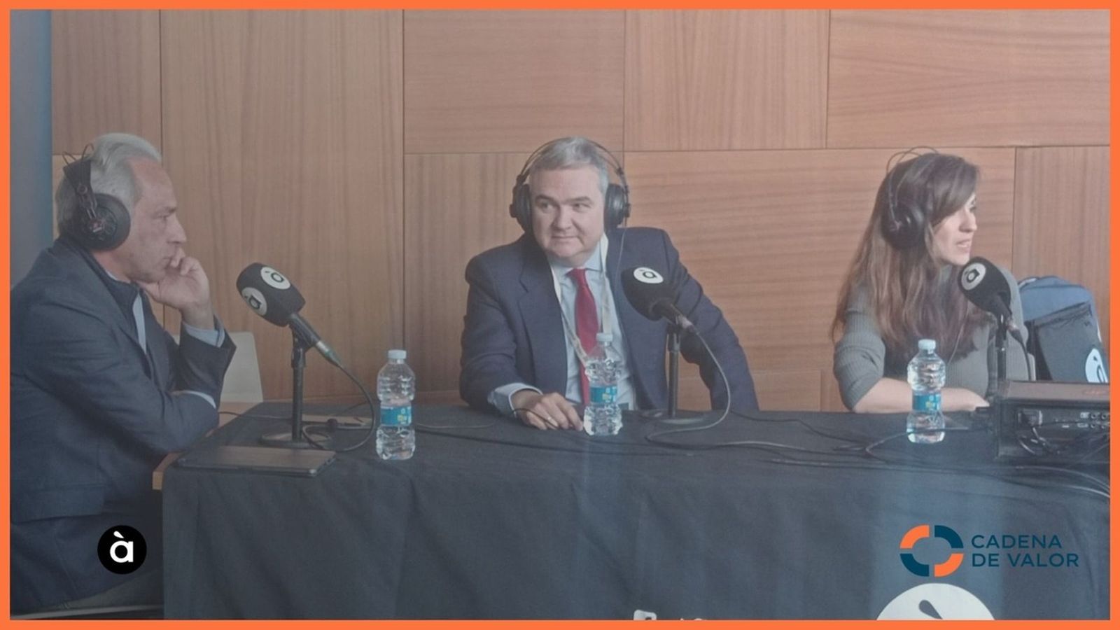 10.12.2024 | Valentín Alfaya, de Ferrovial i Sandra Magro, de Creando Redes