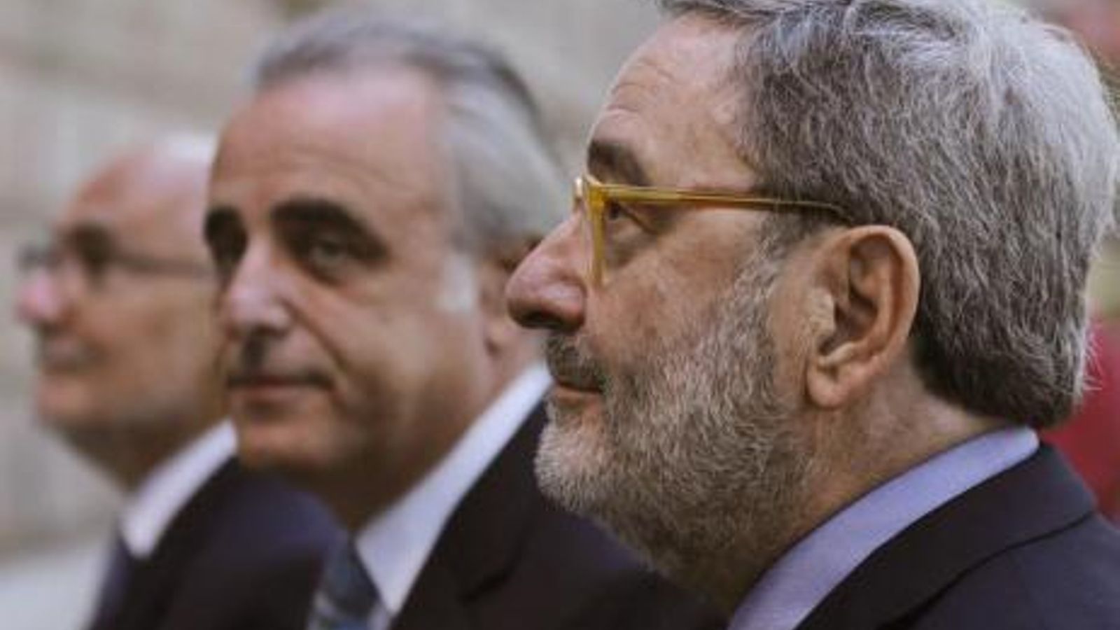 Narcís Serra acompanyat del seu advocat