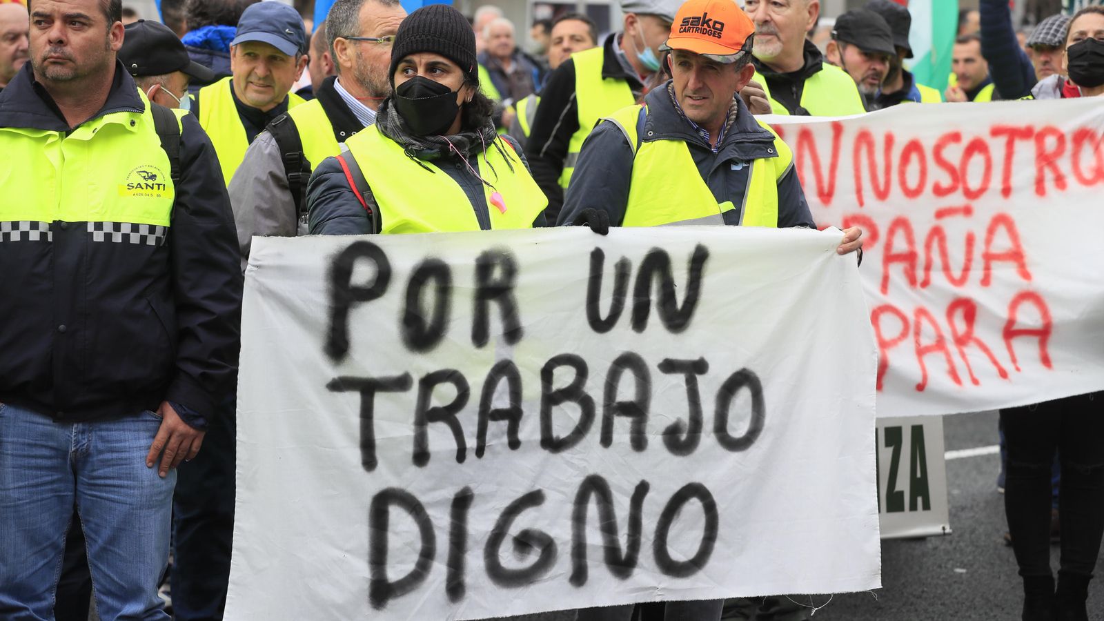 La plataforma de transportistes de mercaderies que va convocar l'atur del sector es manifesta a Madrid perquè el govern "visualitze a les milers de famílies" que representen