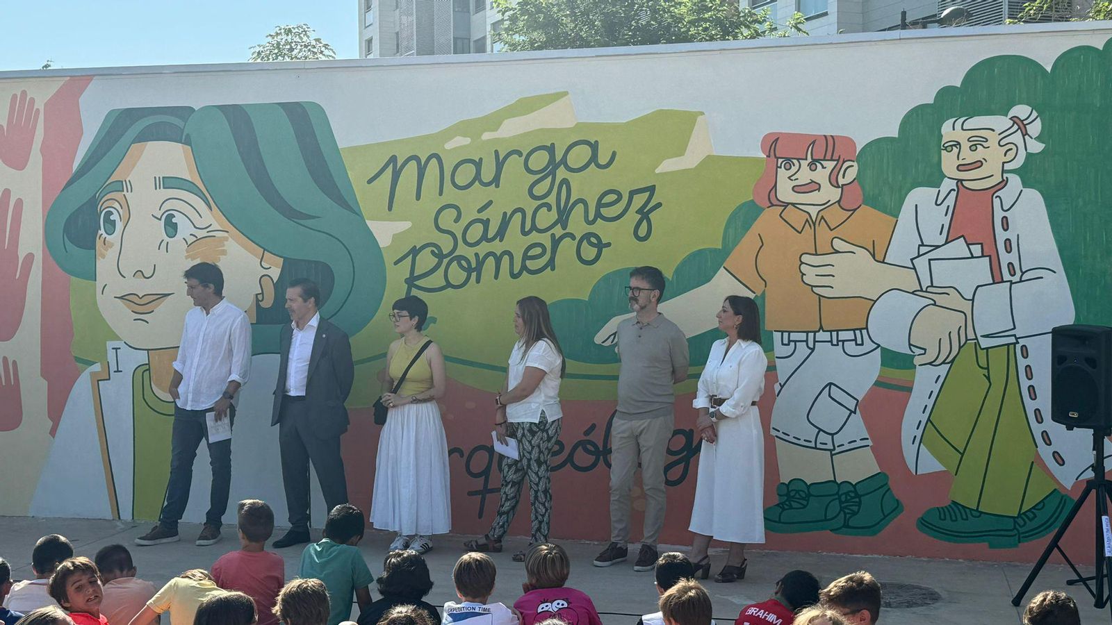Mural de Dones de Ciència dedicat a l'arqueòloga Marga Sánchez