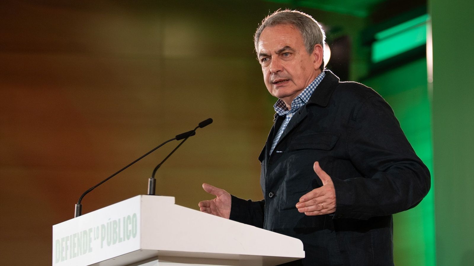 Zapatero en un acte de l'última campanya electoral a Andalusia