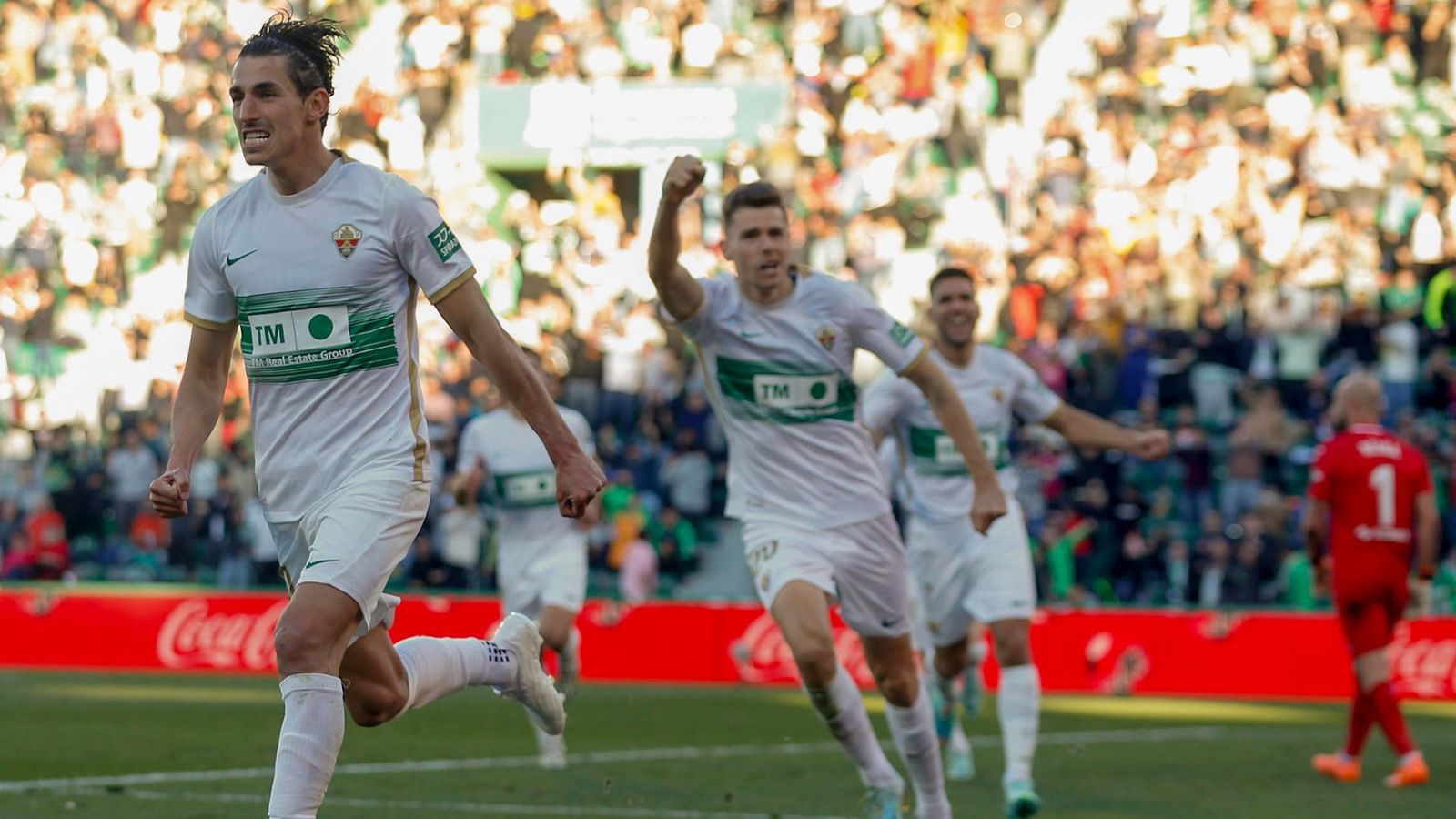 Pere Milla celebra un dels gols