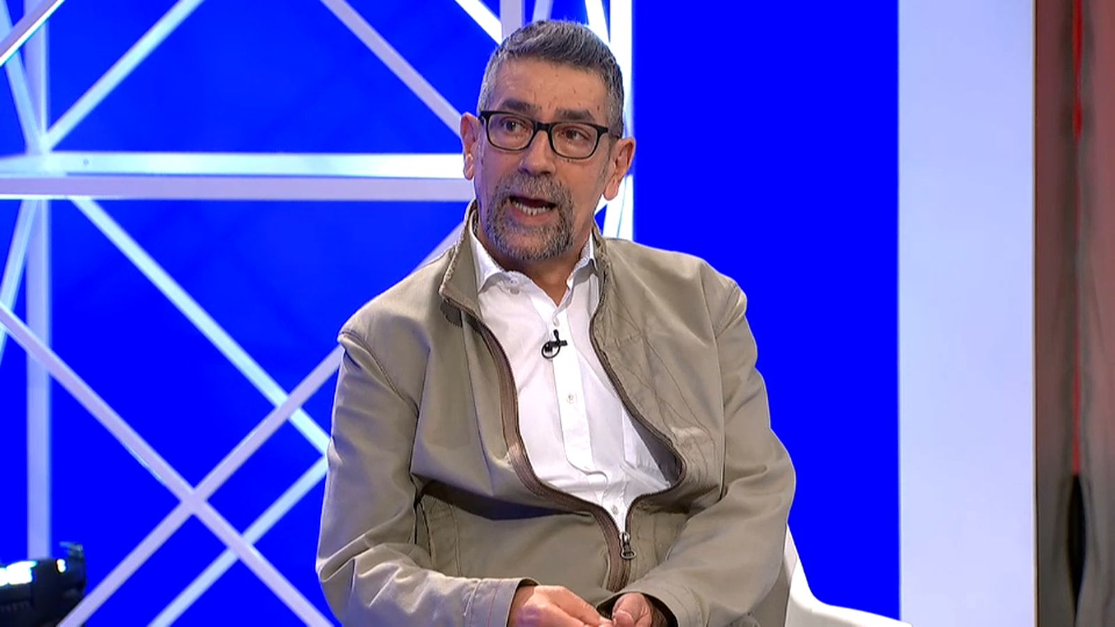 Javier Velasco durant l'emissió de La Qüestió