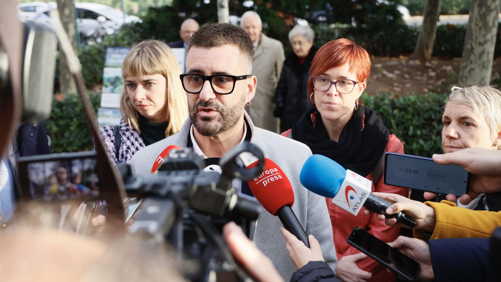 Pere Fuset a l'entrada dels jutjats