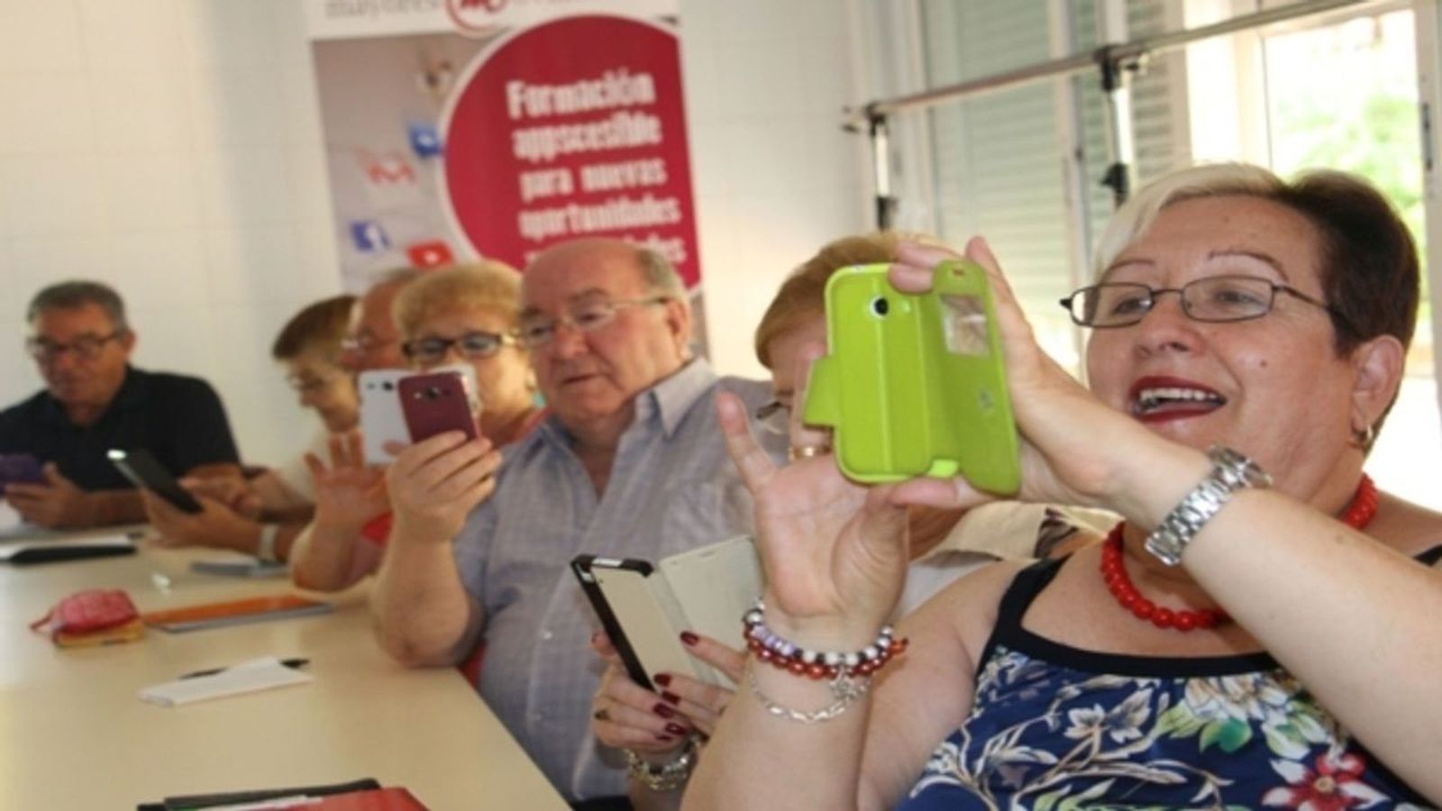 11.02.2019 | Xarxes | La bretxa digital també es intergeneracional