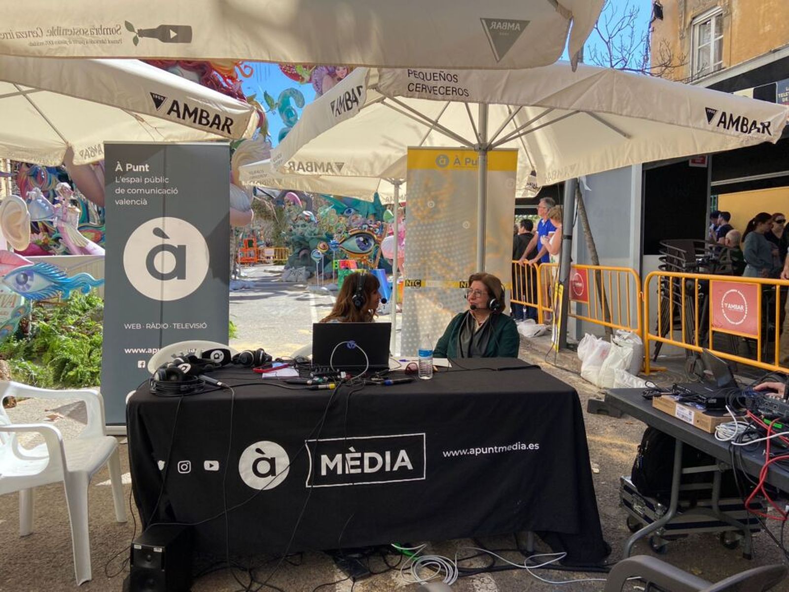 15.03.2024 | Especial Falles | Victoria Liceras, especialista en indumentària