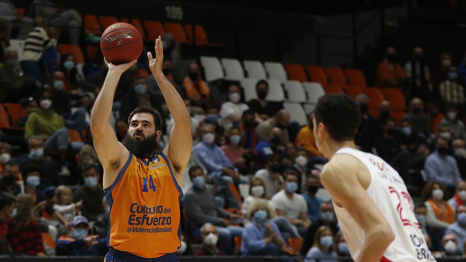 Bojan Dubjevic ha fet un doble-doble amb 16 punts i deu rebots