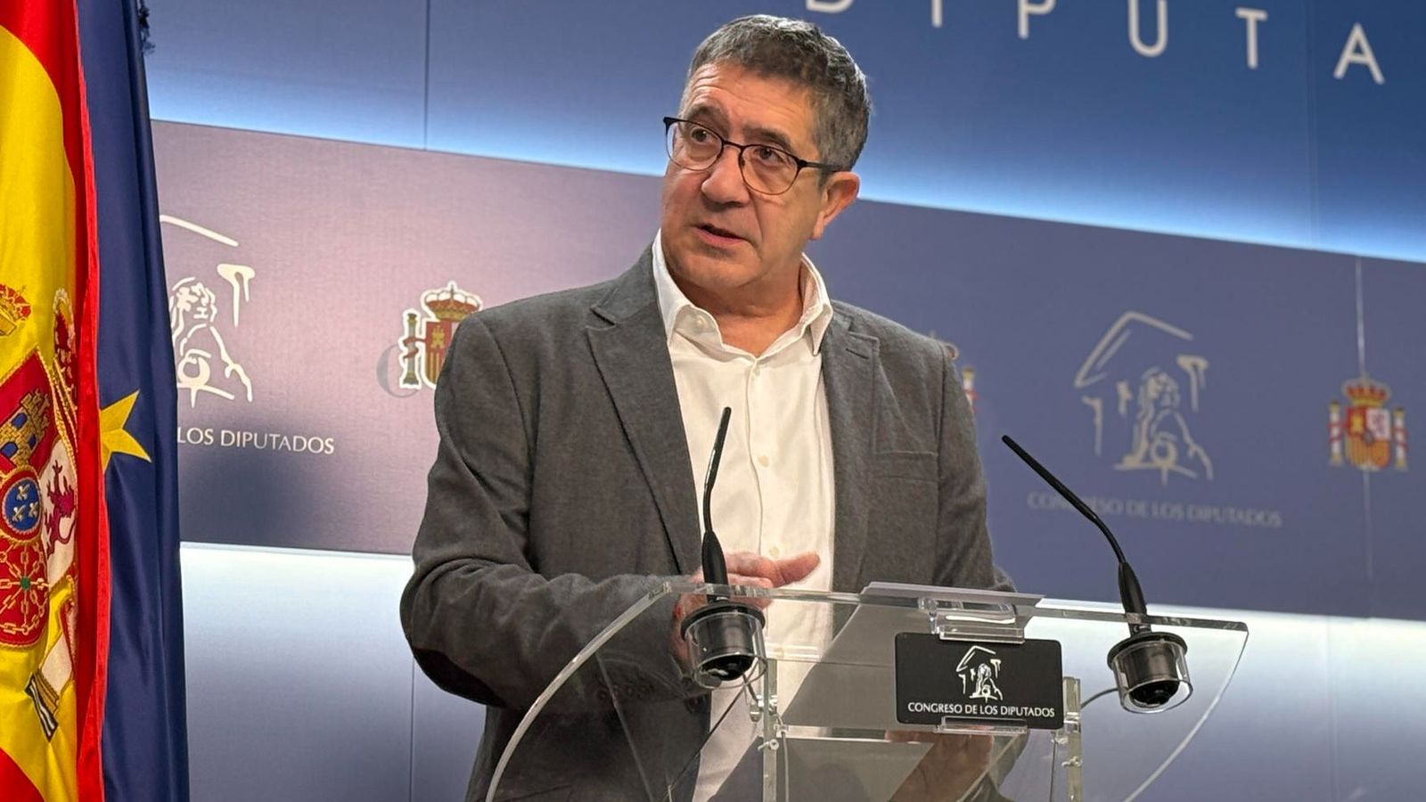 El portaveu del Psoe al Congrés, Patxi López, en la roda de premsa d'este divendres on va explicar les motivacions de la proposició de llei