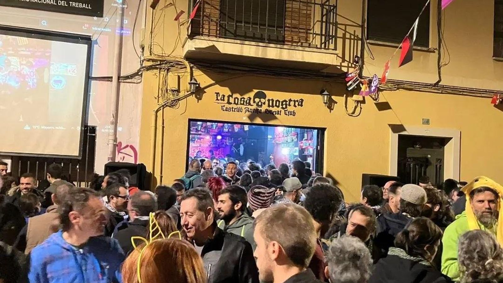 El club de La Cosa Nostra durant les festes de la Magdalena
