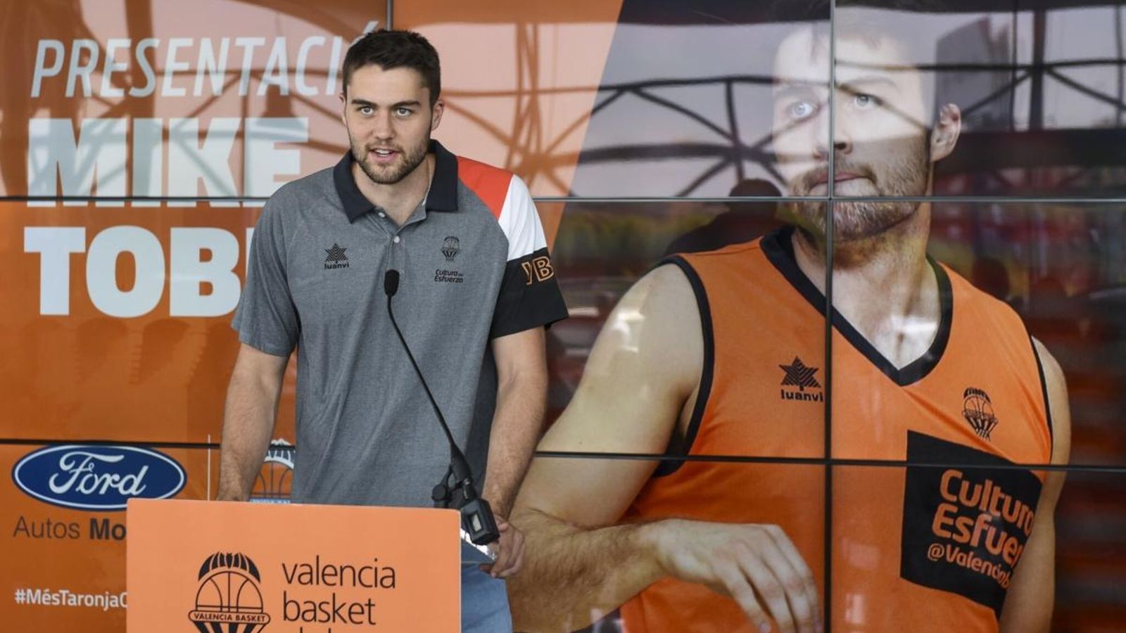El València Basket presenta Mike Tobey com a nou jugador taronja