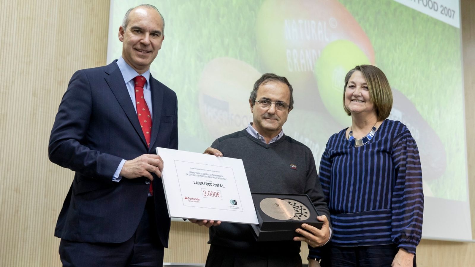 Laser Food ha sigut una de les deu empreses guardonades per la Fundació Parc Científic Universitat de València i el Banc Santander