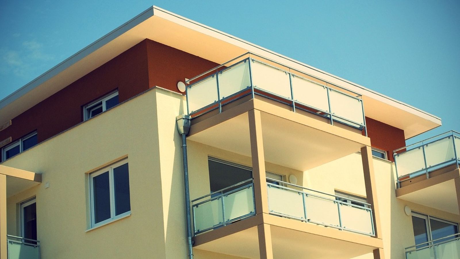 La compravenda d’habitatge cau un 19% amb l’entrada en vigor de la nova llei hipotecària