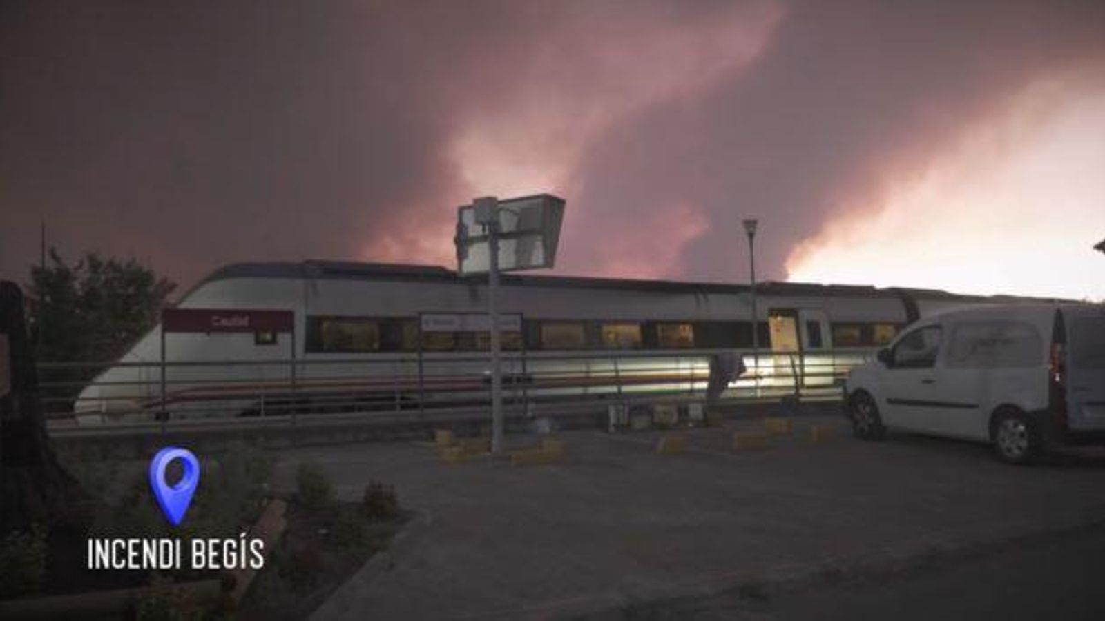 La pròximitat del foc al tren va motivar el terror entre els passatgers