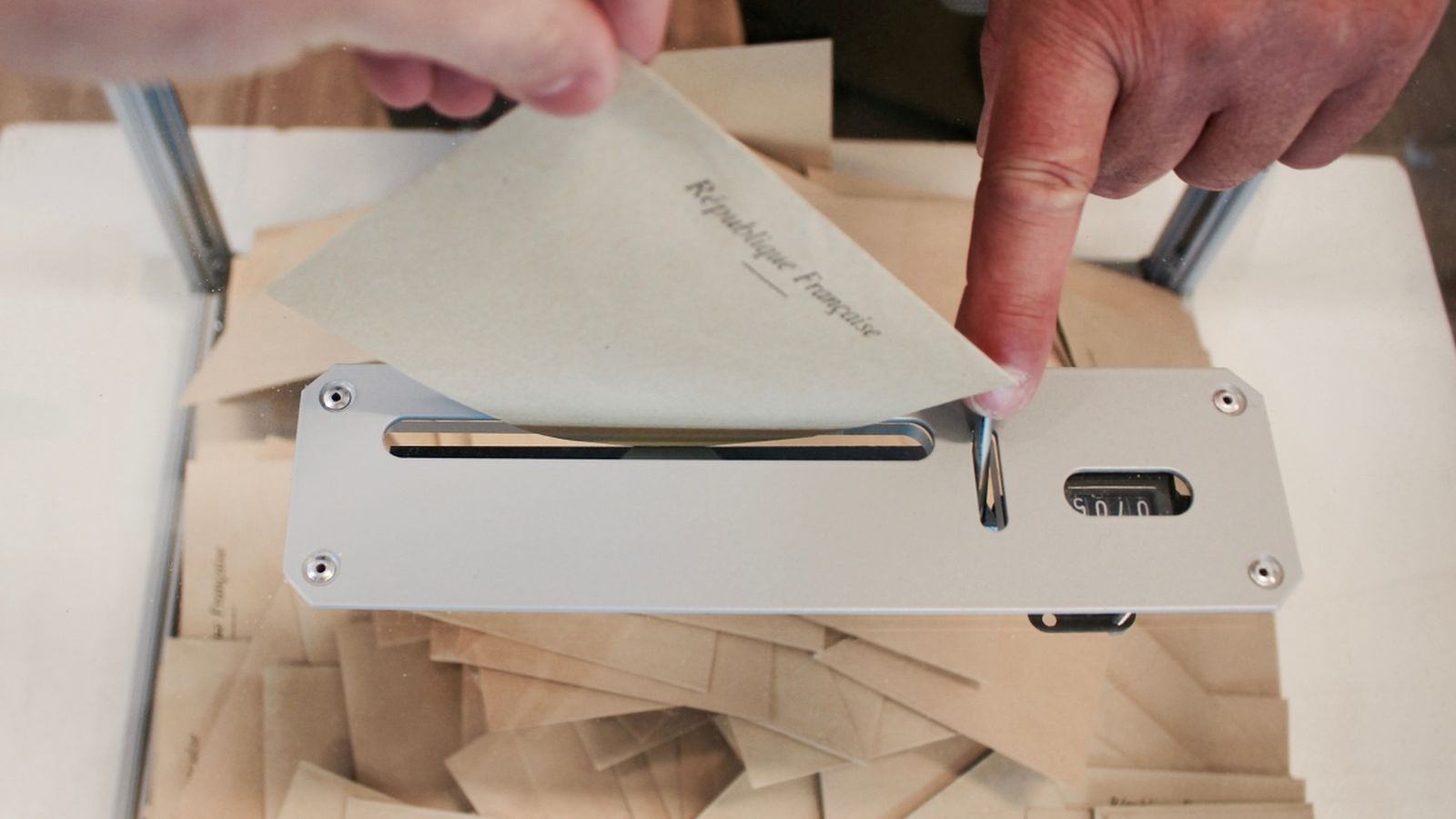 La multinacional mostrarà quina organització o partit paga la propaganda política