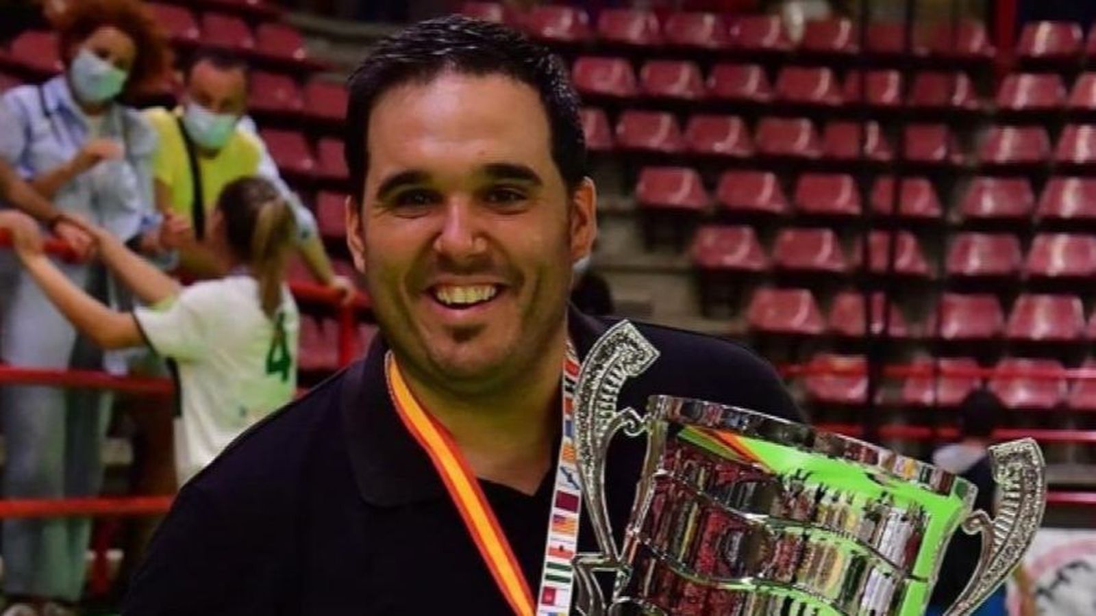 El tècnic de l'Handbol Elx, Joaquín Rocamora