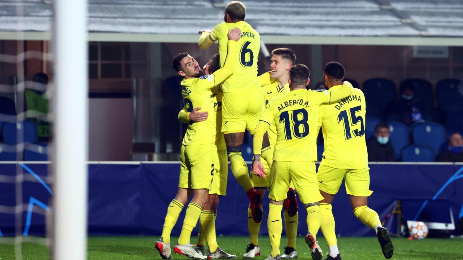 El Vila-real es classifica per a huitens de final de la Champions League El Vila-real es classifica per a huitens de final de la Champions League