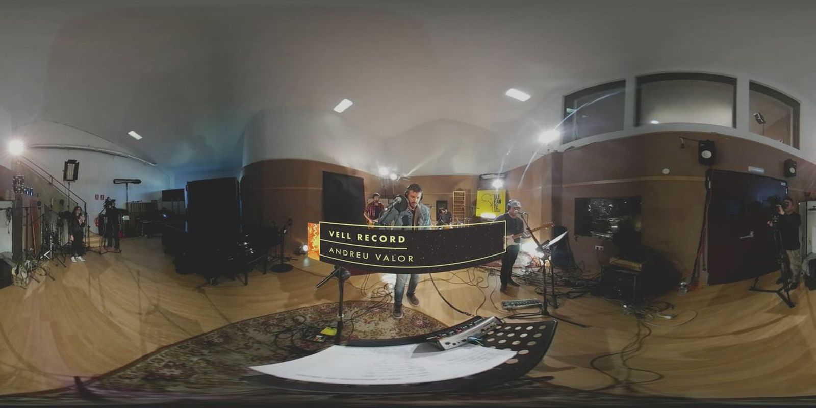 VÍDEO 360° | Andreu Valor versiona “Vell record”