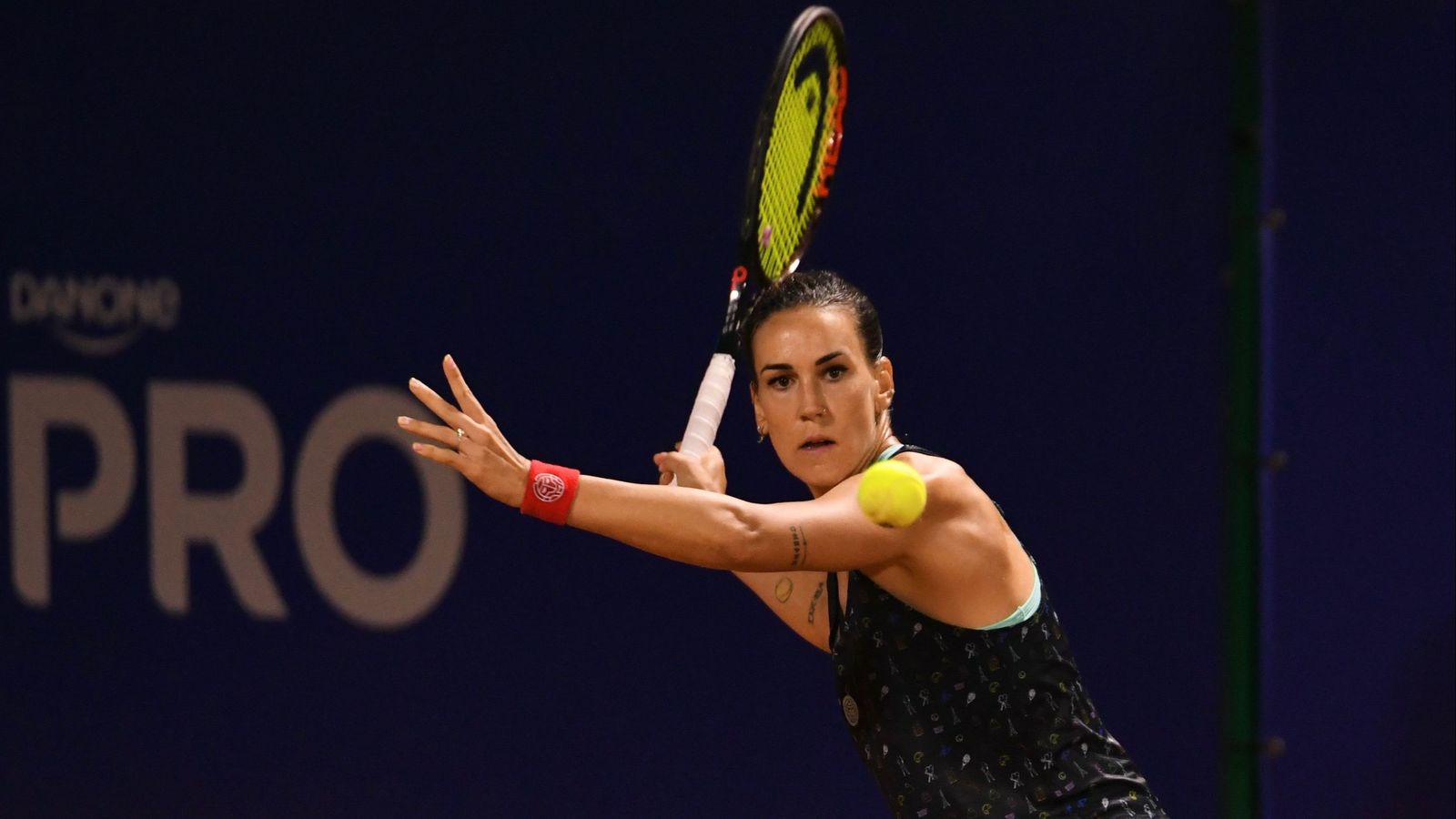 Nuria Párrizas, en plena acció