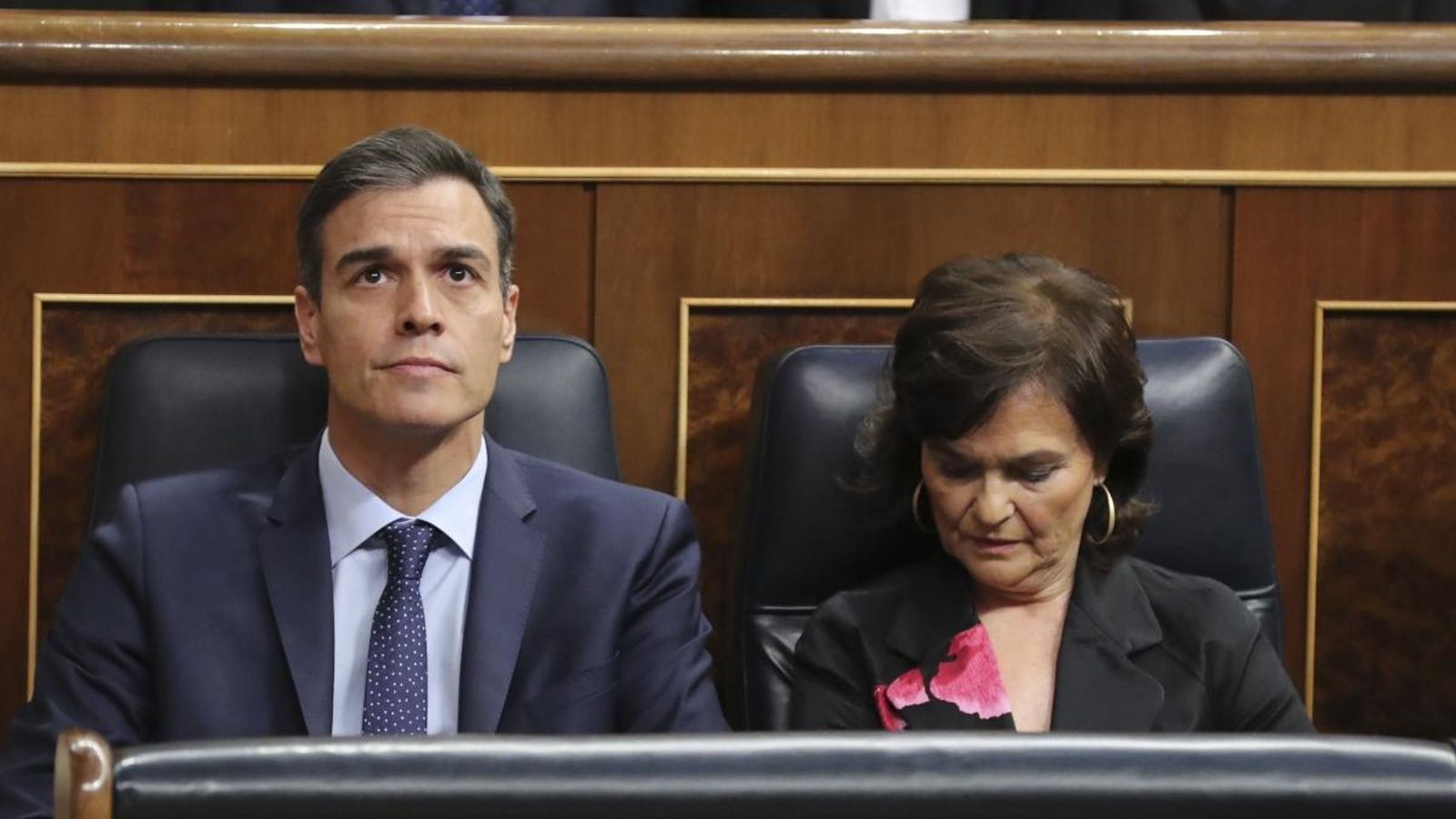 El president del govern espanyol, Pedro Sánchez, i la vicepresidenta, Carmen Calvo