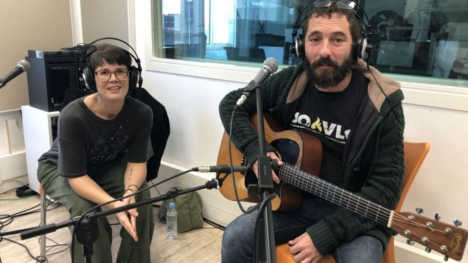 14.12.2022 | Música en directe amb Mireia Vives i Borja Penalba