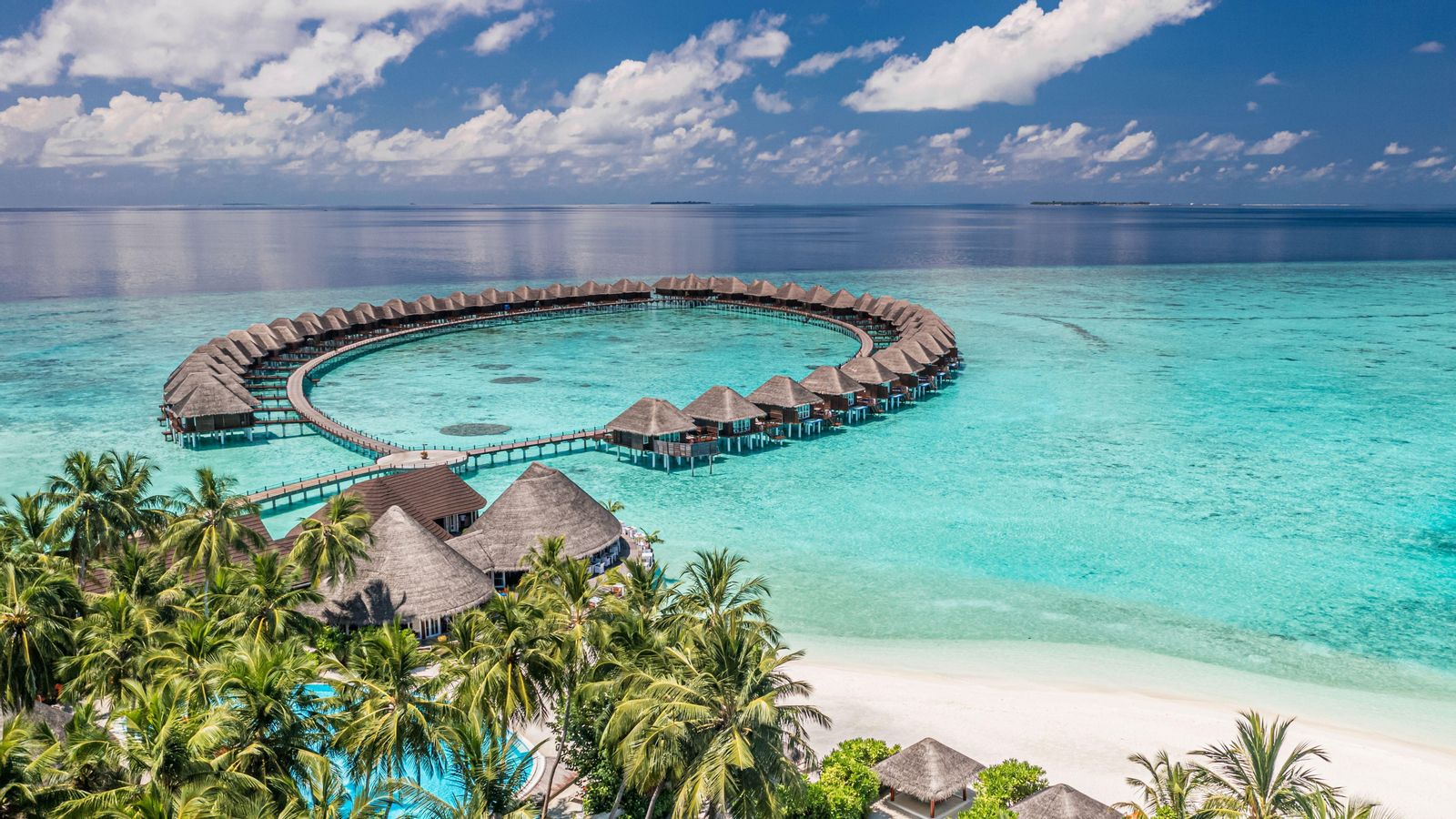 Imatge d'arxiu d'un complex hoteler a les Maldives Imatge d'arxiu d'un complex hoteler a les Maldives