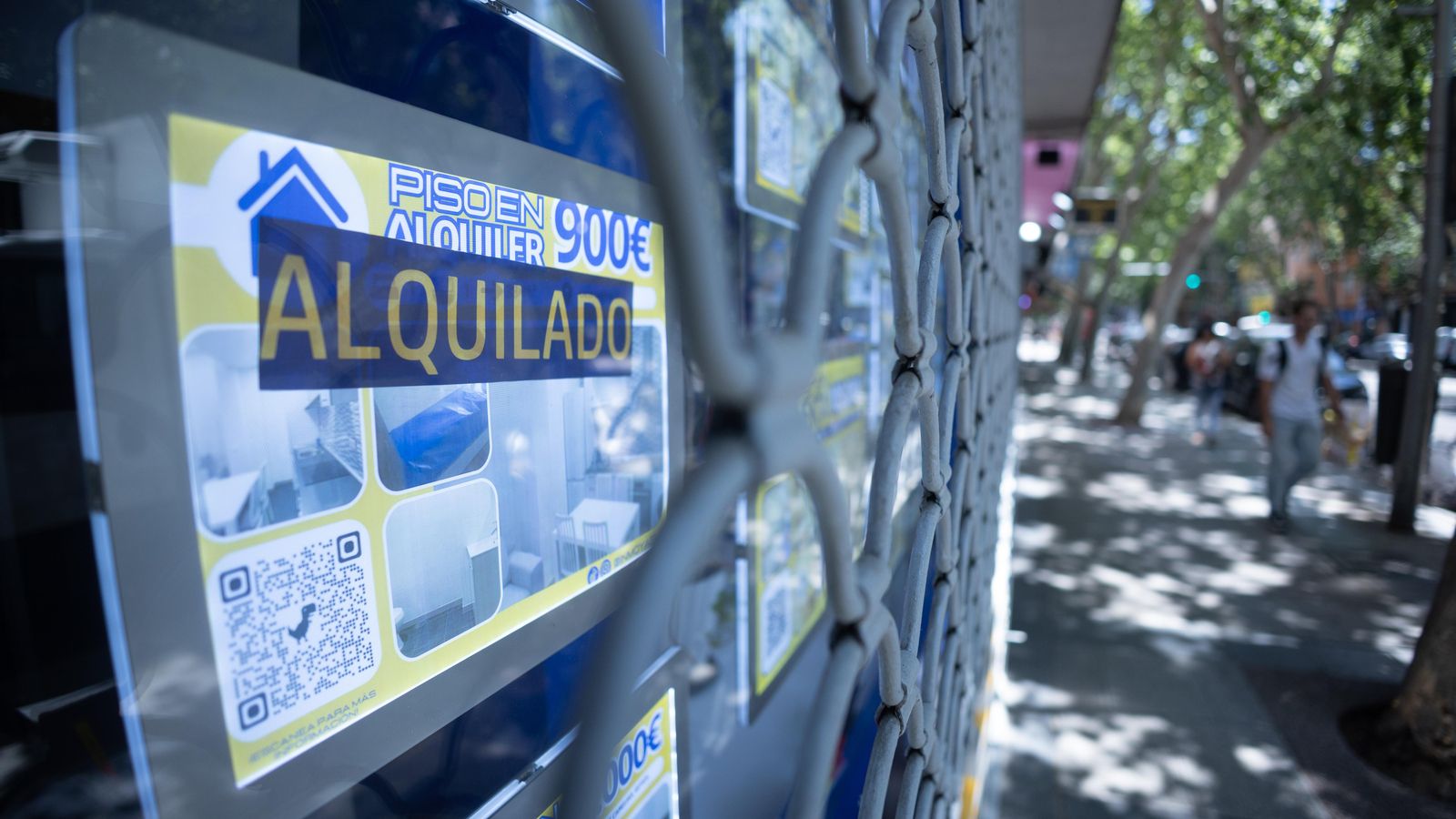 Aparador d'una immobiliària