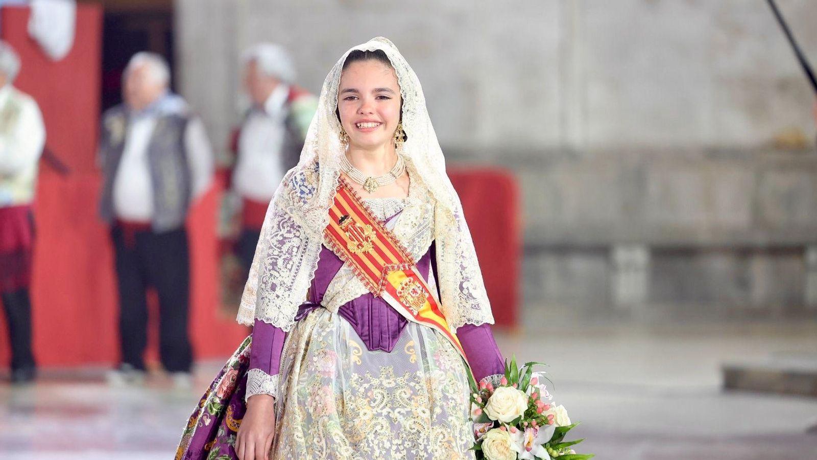 Més de 103.000 fallers desfilen des d'aquest divendres en l'Ofrena