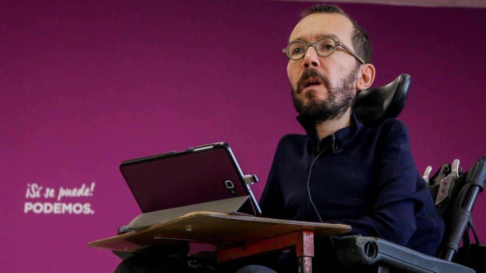 El secretari d'Organització de Podem, Pablo Echenique, durant l'entrevista El secretari d'Organització de Podem, Pablo Echenique, durant l'entrevista