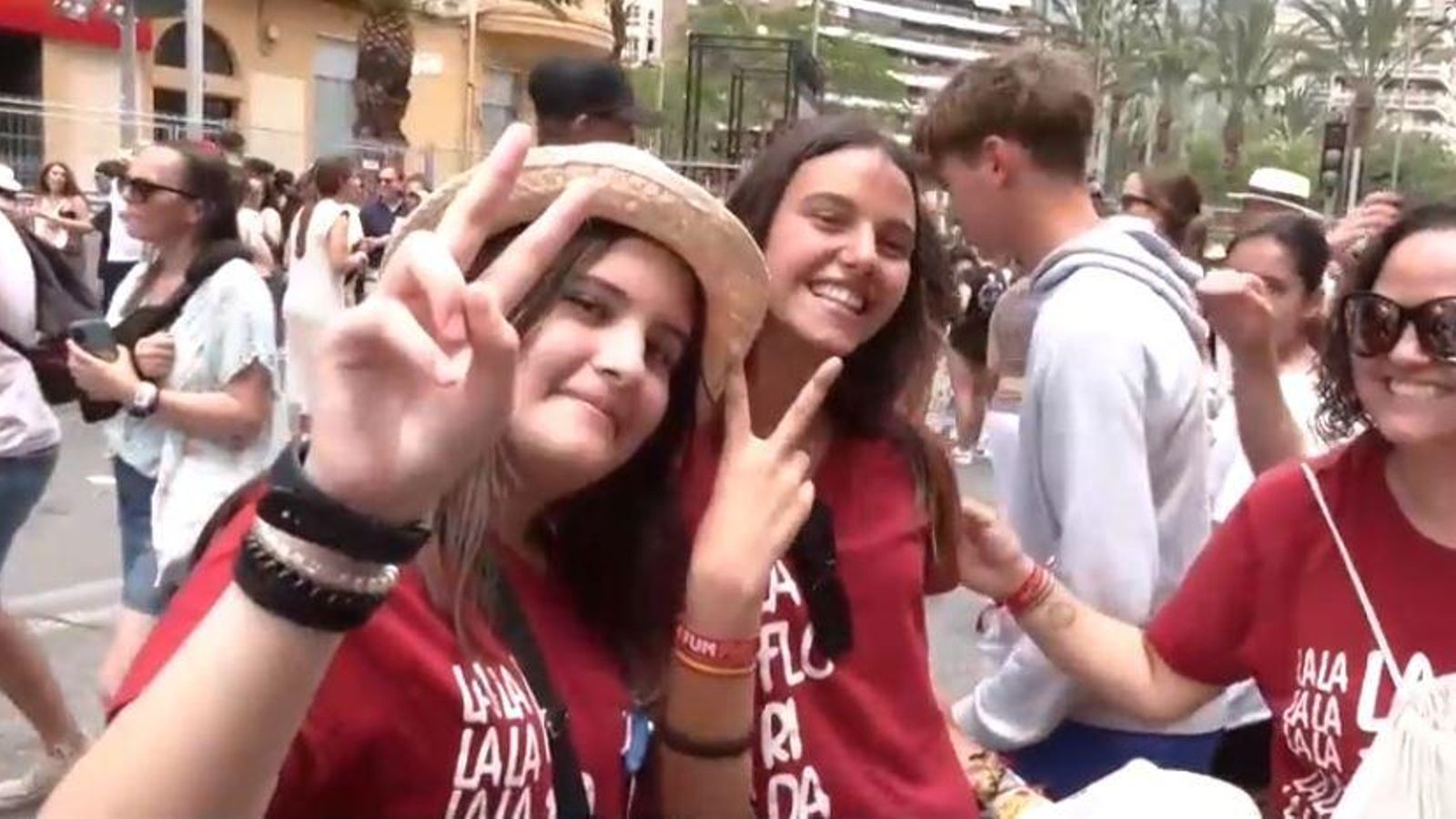 Joves a la mascletà del dijous 20 de juny Mascletà dijous