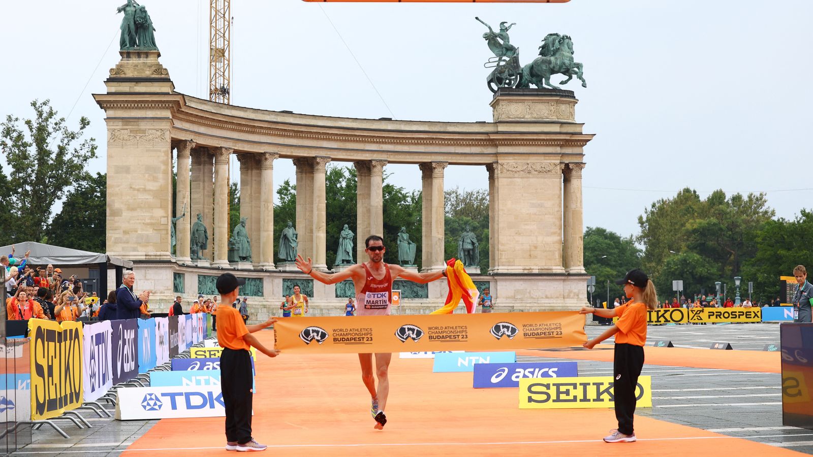 Álvaro Martín, en l'arribada a meta