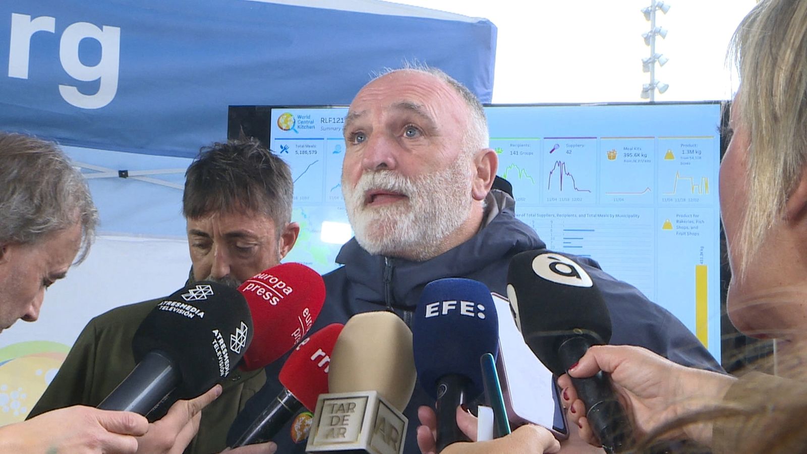 El xef José Andrés fa balanç dels primers 51 dies de l'ONG World Central Kitchen ajudant els municipis afectats per la DANA