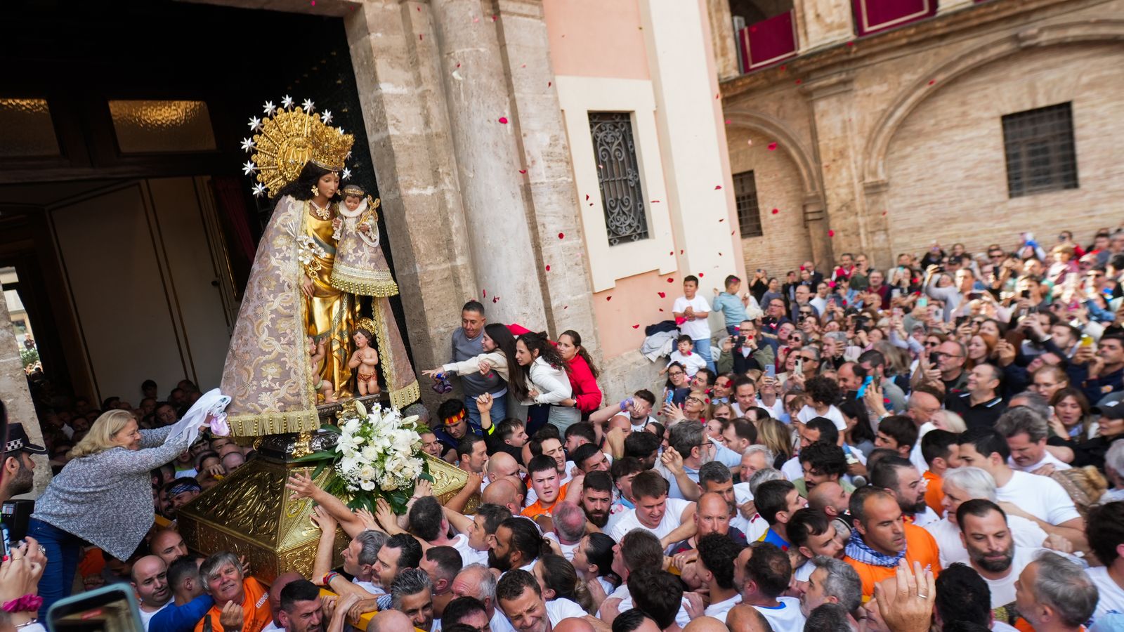 Trasllat de la Mare de Déu dels Desemparats celebrat este diumenge