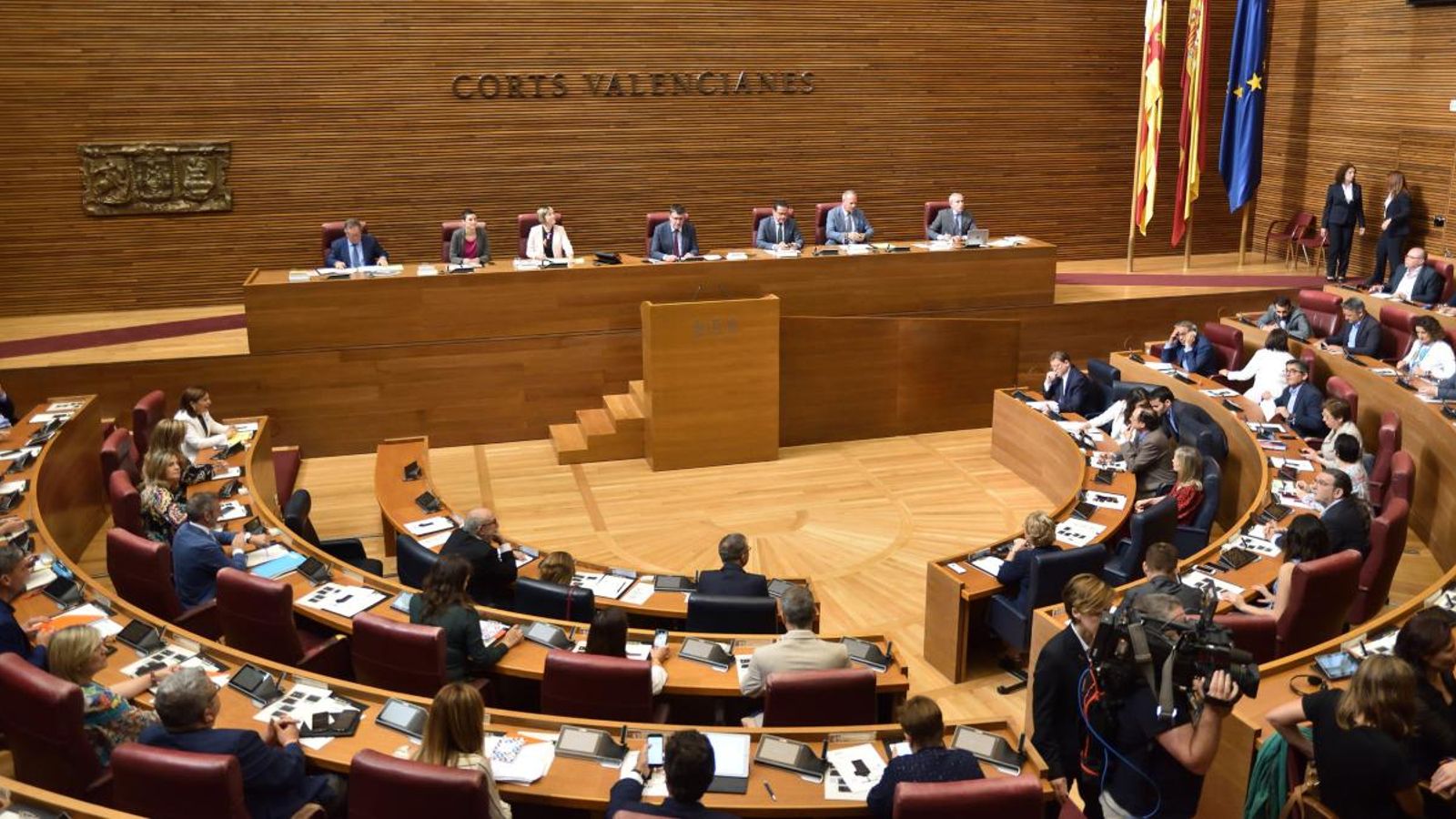 Imatge de l'hemicicle de les Corts en un ple de mitjans de juny