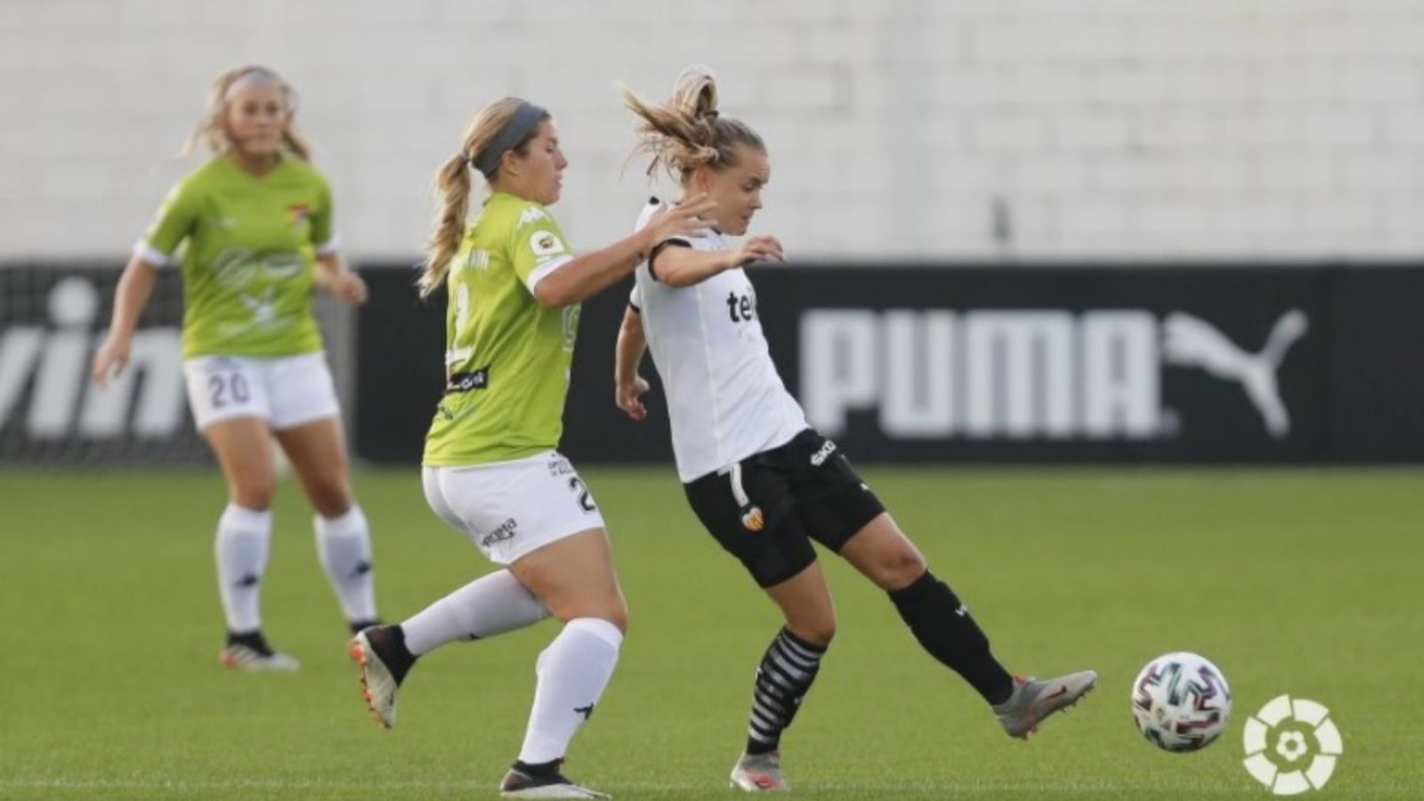 Gran victòria del València contra el Santa Teresa (5-0)