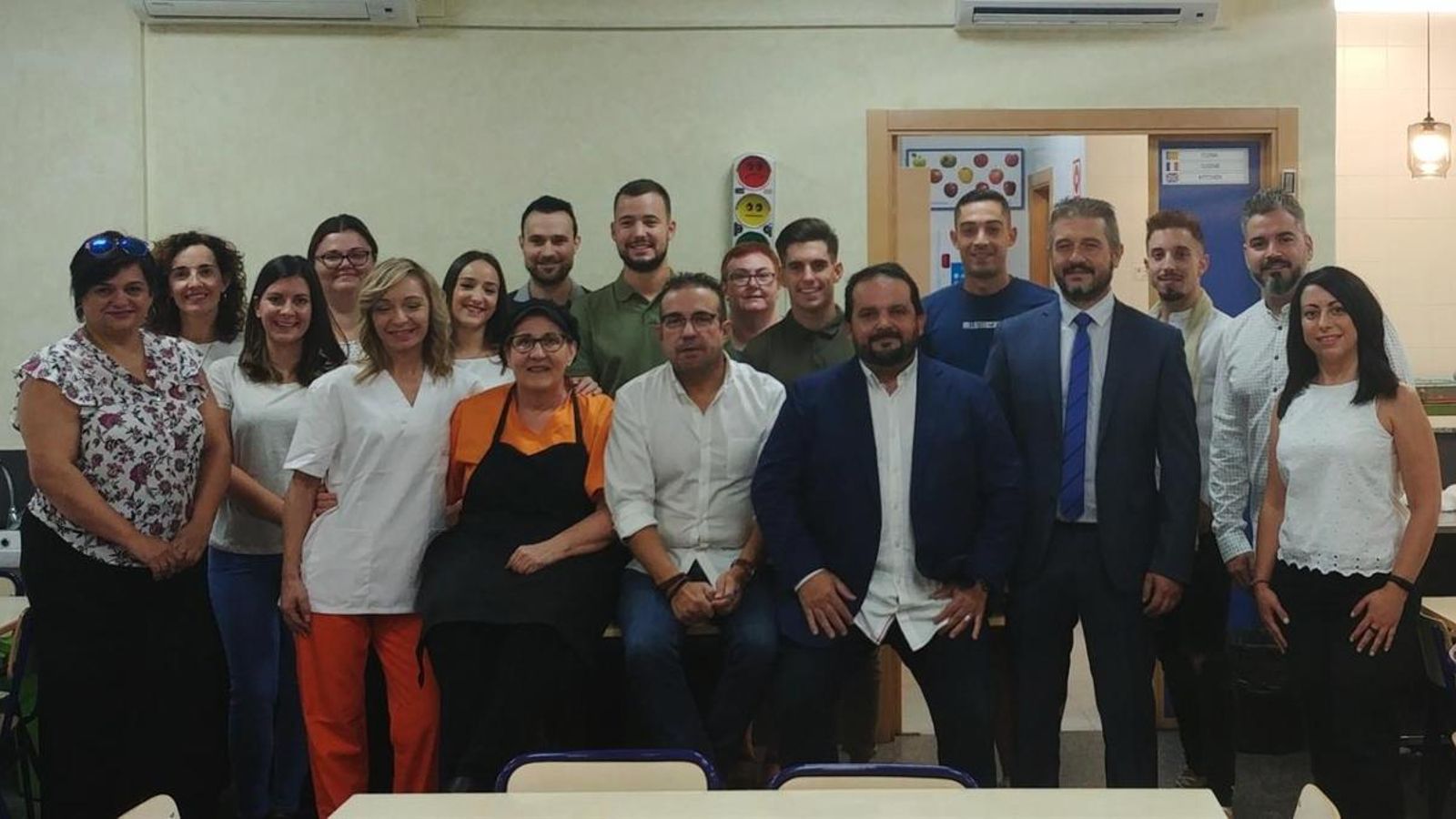 Membres del centre escolar d’Hurchillo que ha sigut guardonat