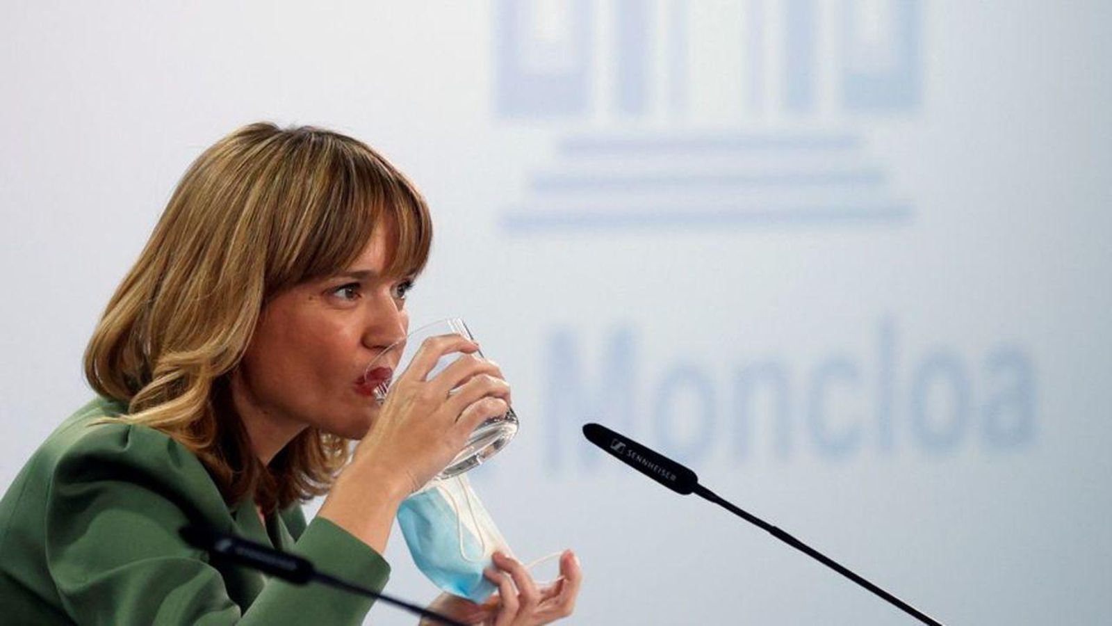 La ministra d'Educació, Pilar Alegría durant la roda de premsa després del Consell de Ministres / Javier Lizón (Efe)