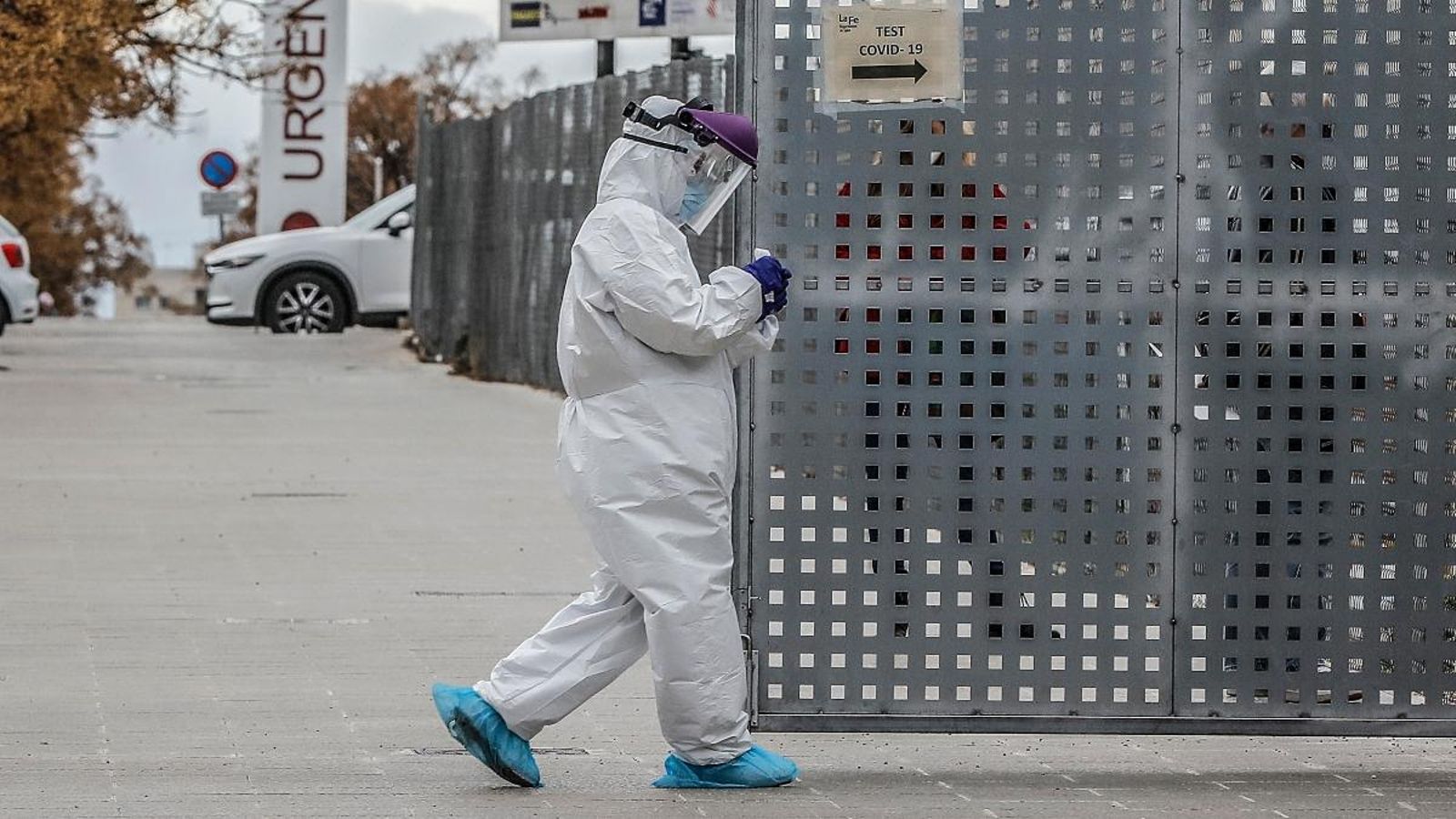 Imatges de proves PCR a l'Hospital La Fe de València