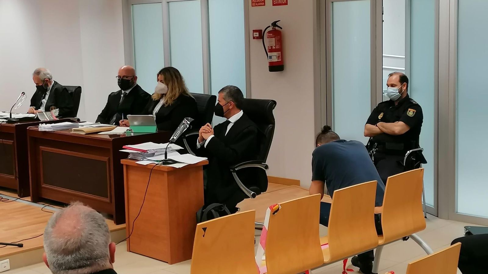 Presó Permanent Revisable per a l'acusat de matar als seus pares i germans a punyalades en Joan XXIII