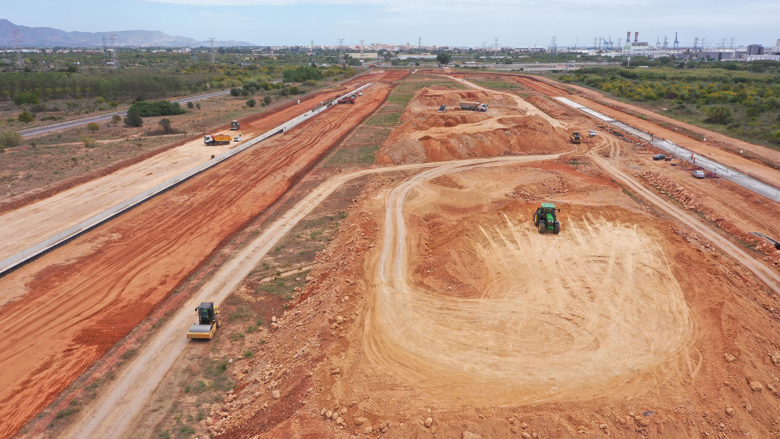 Terrenys on es projecta l'estació intermodal del port de Castelló de la Plana Terrenys on es projecta l'estació intermodal del port de Castelló de la Plana