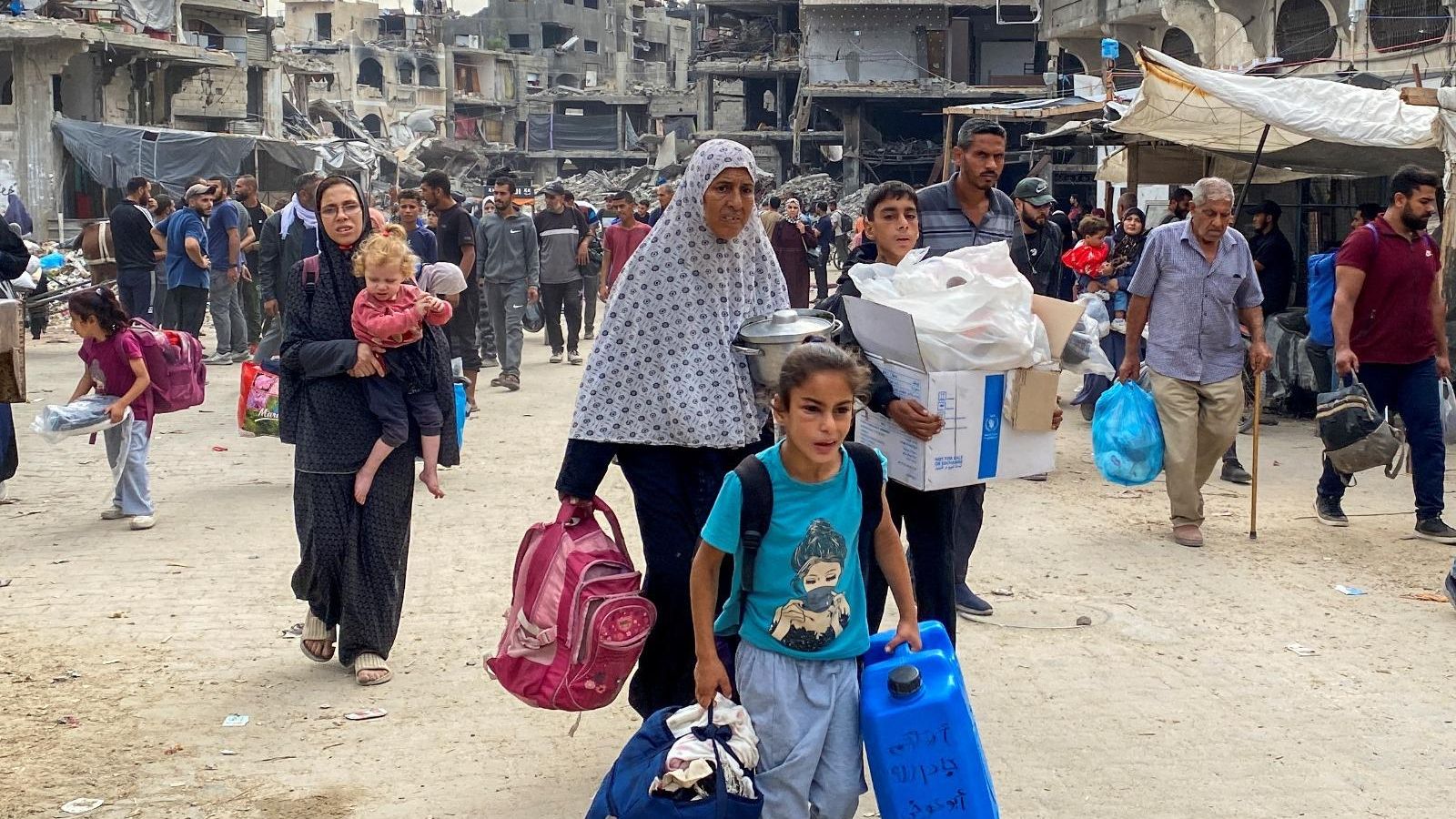 Palestins ixen del nord de la Franja de Gaza per l'amenaça de bombardeig d'Israel