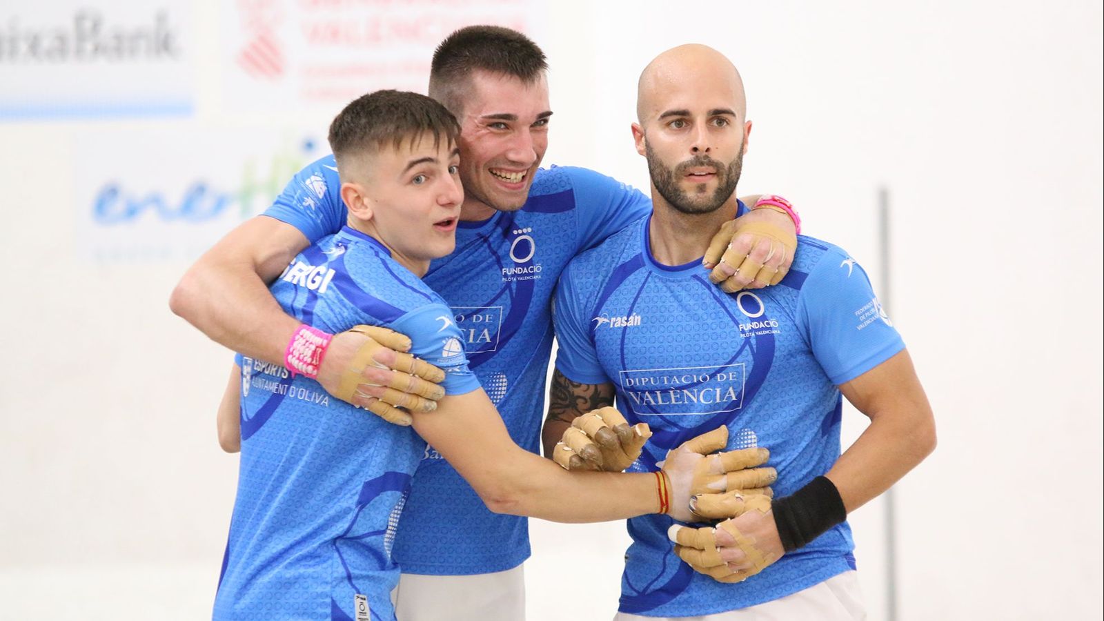 Sergi, Salelles II i Brisca celebren el triomf