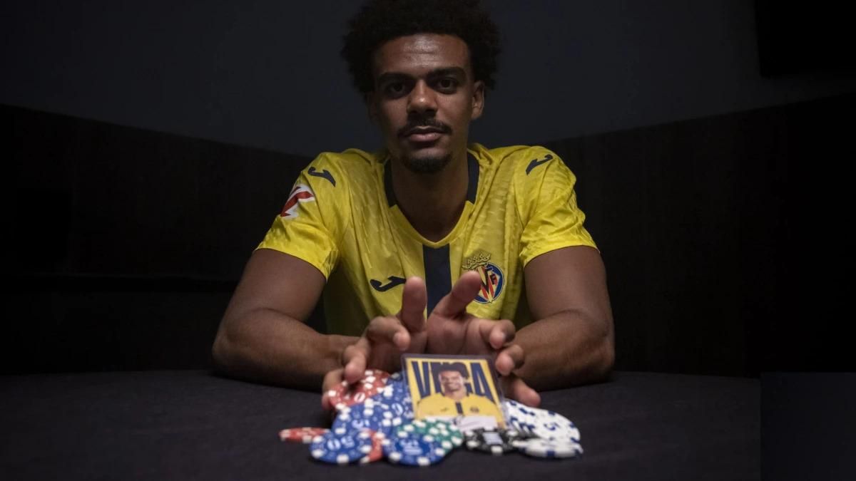 Renato Veiga, amb la camiseta del Villarreal