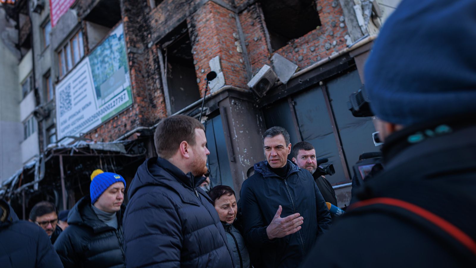 Sánchez ha visitat les petjades que ha deixat la guerra en Butxa i Irpin, situades als afores de Kíiv