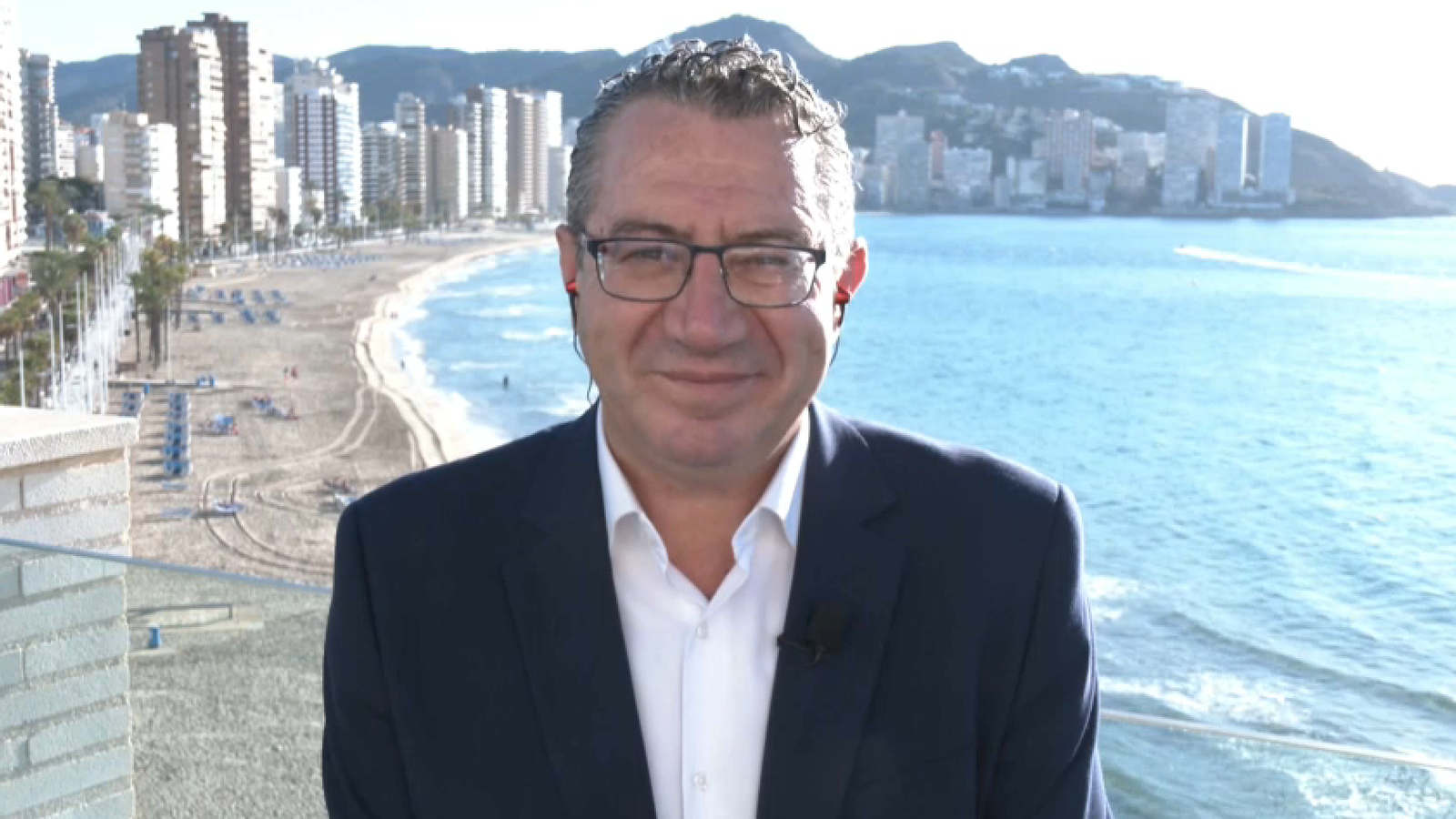 Escolta l'entrevista a l'alcalde de Benidorm i president de la Diputació d'Alacant, Toni Pérez