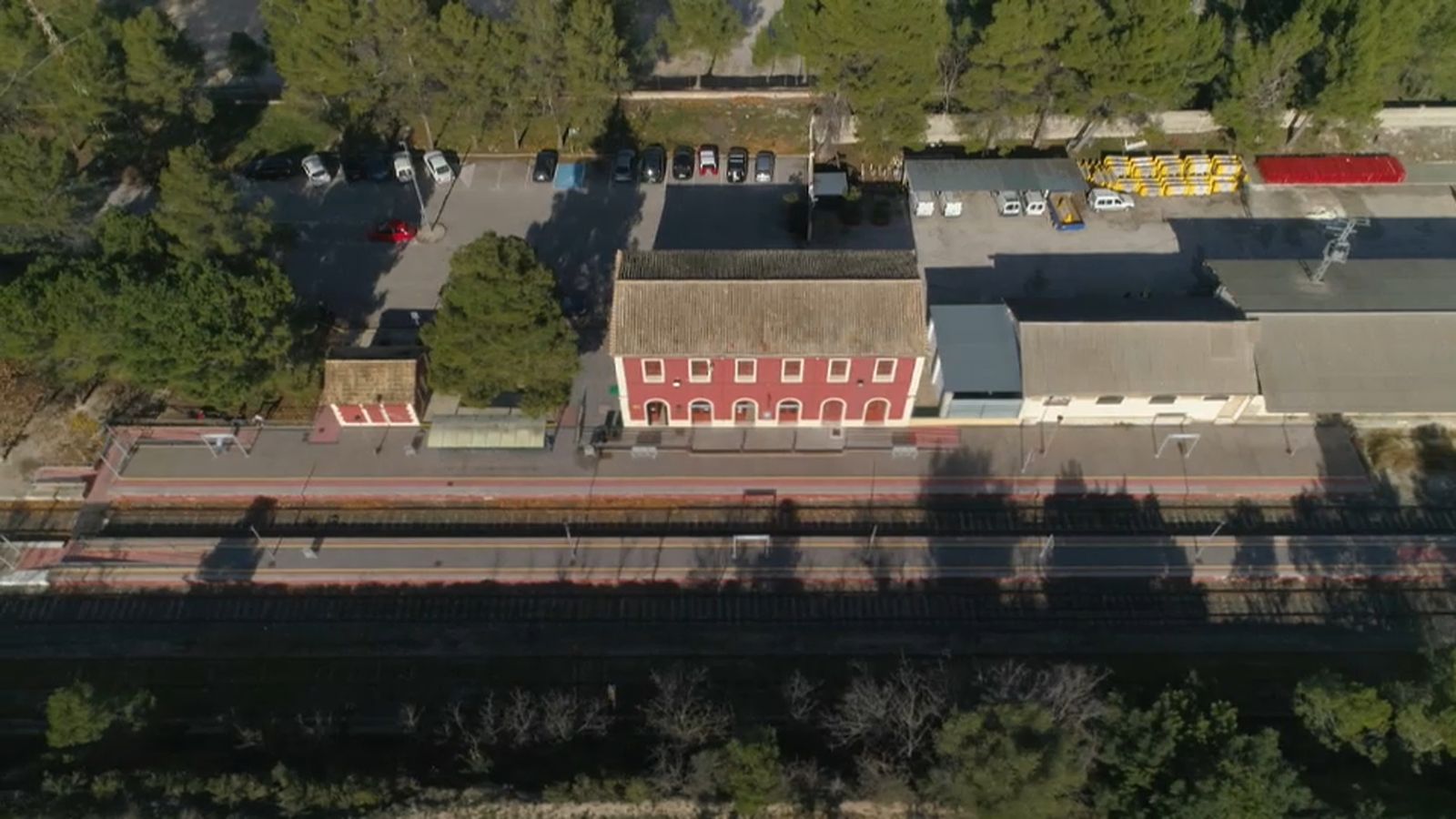 Vista aèria de l'estació de tren d'Ontinyent