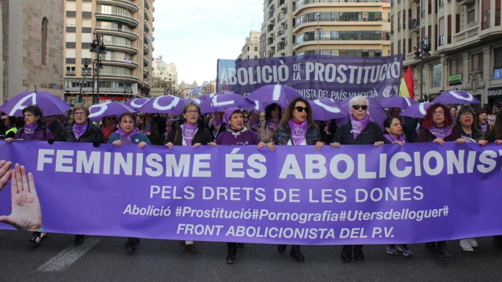 Front Abolicionista del País Valencià en la passada manifestació del 8M
