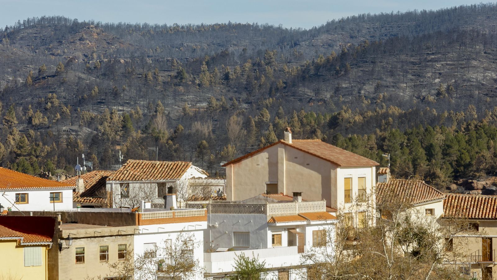 Nucli urbà de la Font de la Reina, on el veïnat encara no ha pogut tornar a casa Nucli urbà de la Font de la Reina, on el veïnat encara no ha pogut tornar a casa